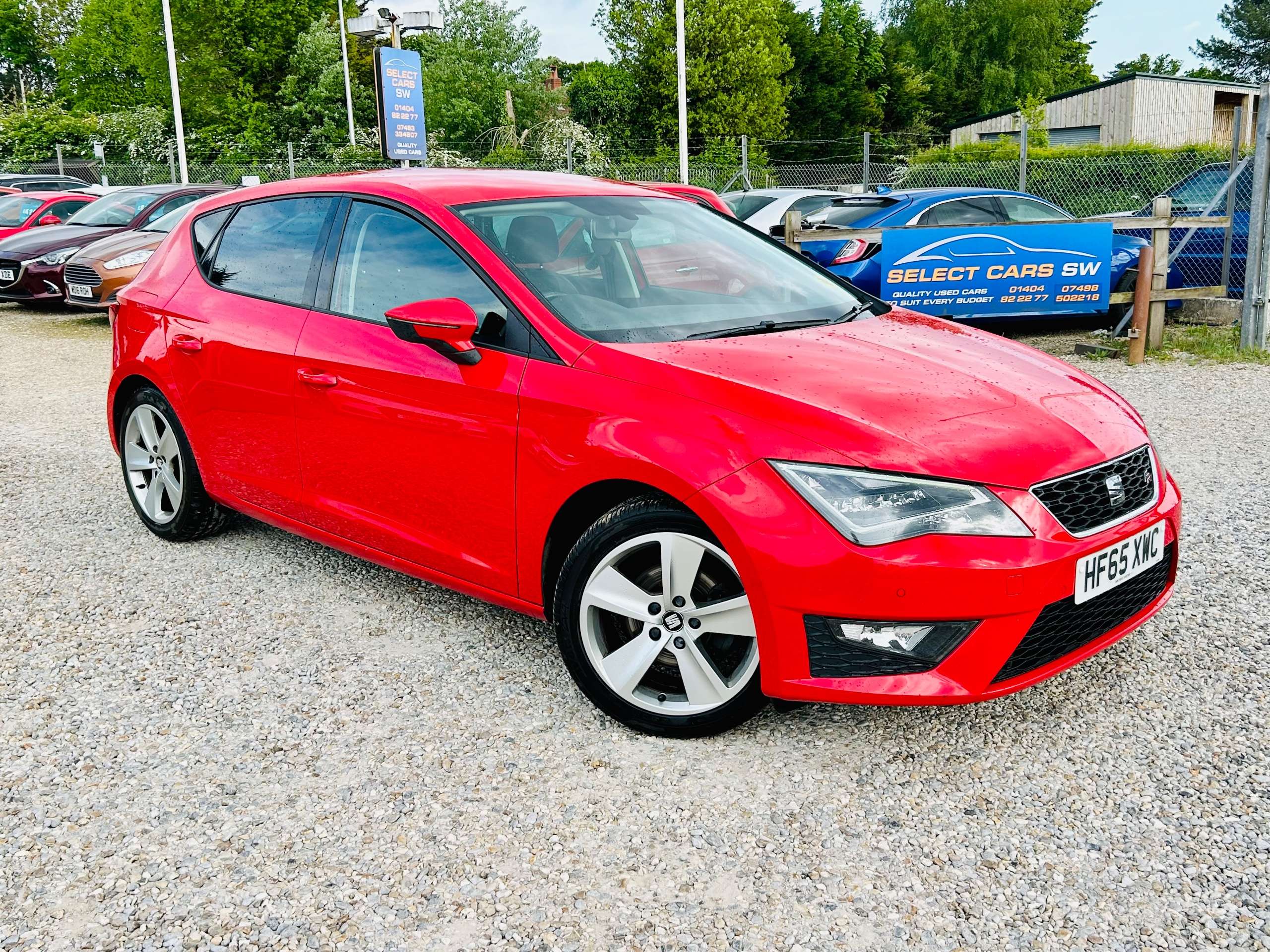 A 2015 SEAT LEON 1.4 EcoTSI FR Hatchback 5dr Petrol Manual Euro 6 (s/s) (150 ps) A 2015 SEAT LEON 1.4 EcoTSI FR Hatchback 5dr Petrol Manual Euro 6 (s/s) (150 ps)