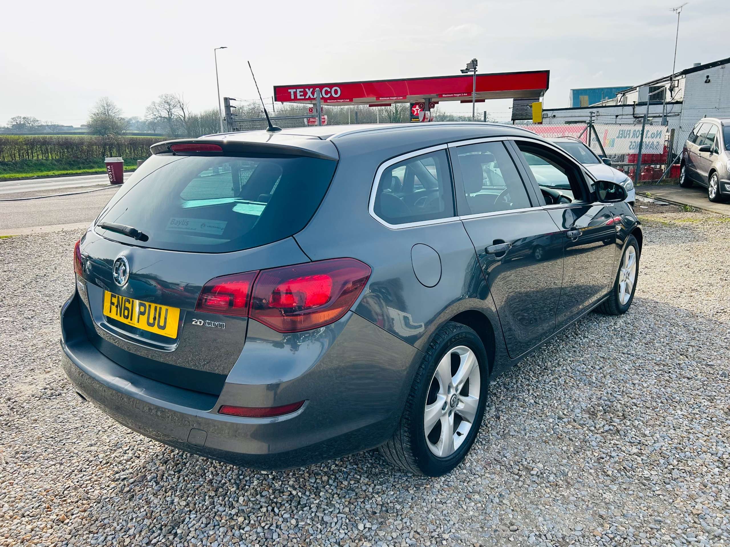 2011 VAUXHALL ASTRA 2011 VAUXHALL ASTRA