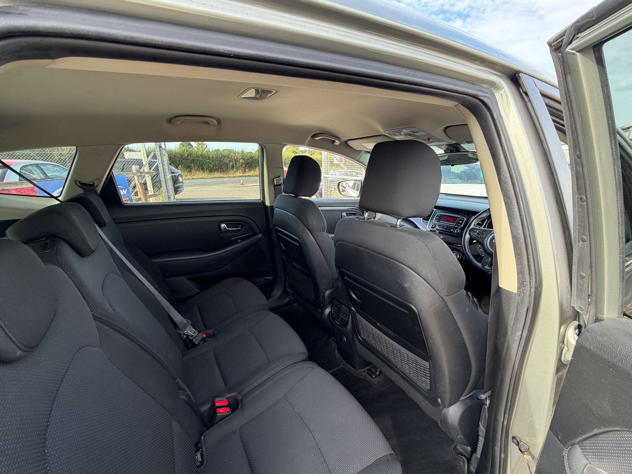 2016 KIA CARENS 2016 KIA CARENS