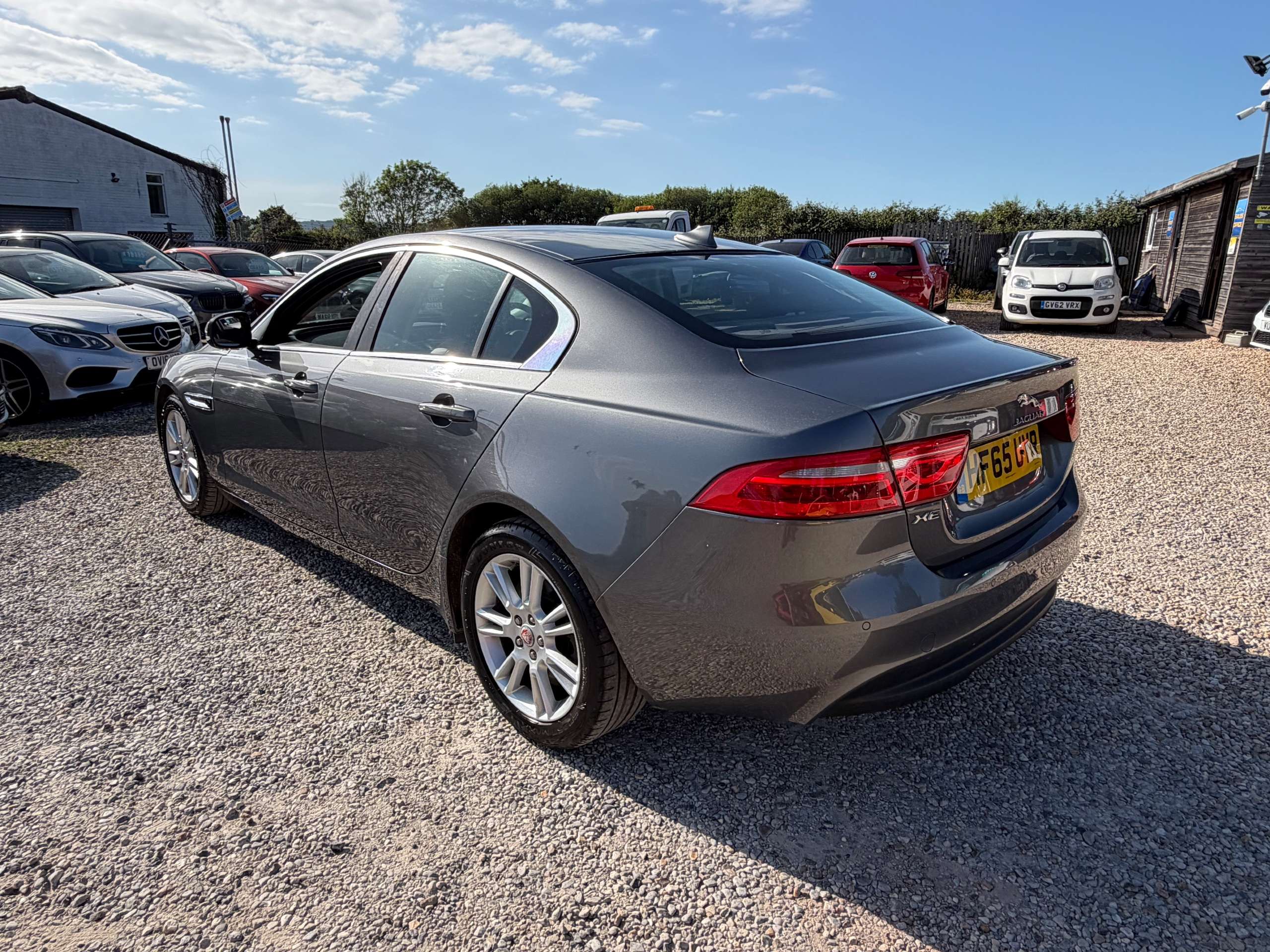 2015 JAGUAR XE 2015 JAGUAR XE