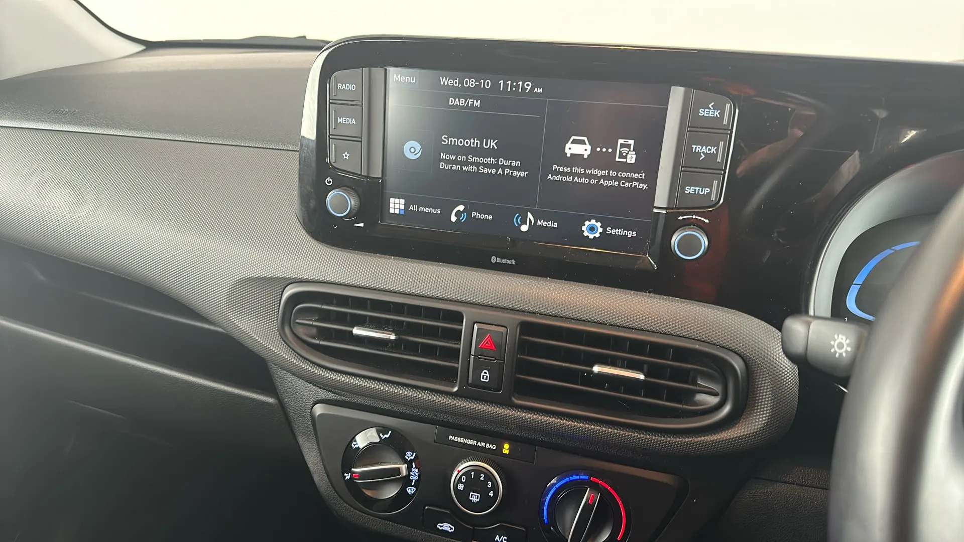 2024 HYUNDAI I10 2024 HYUNDAI I10