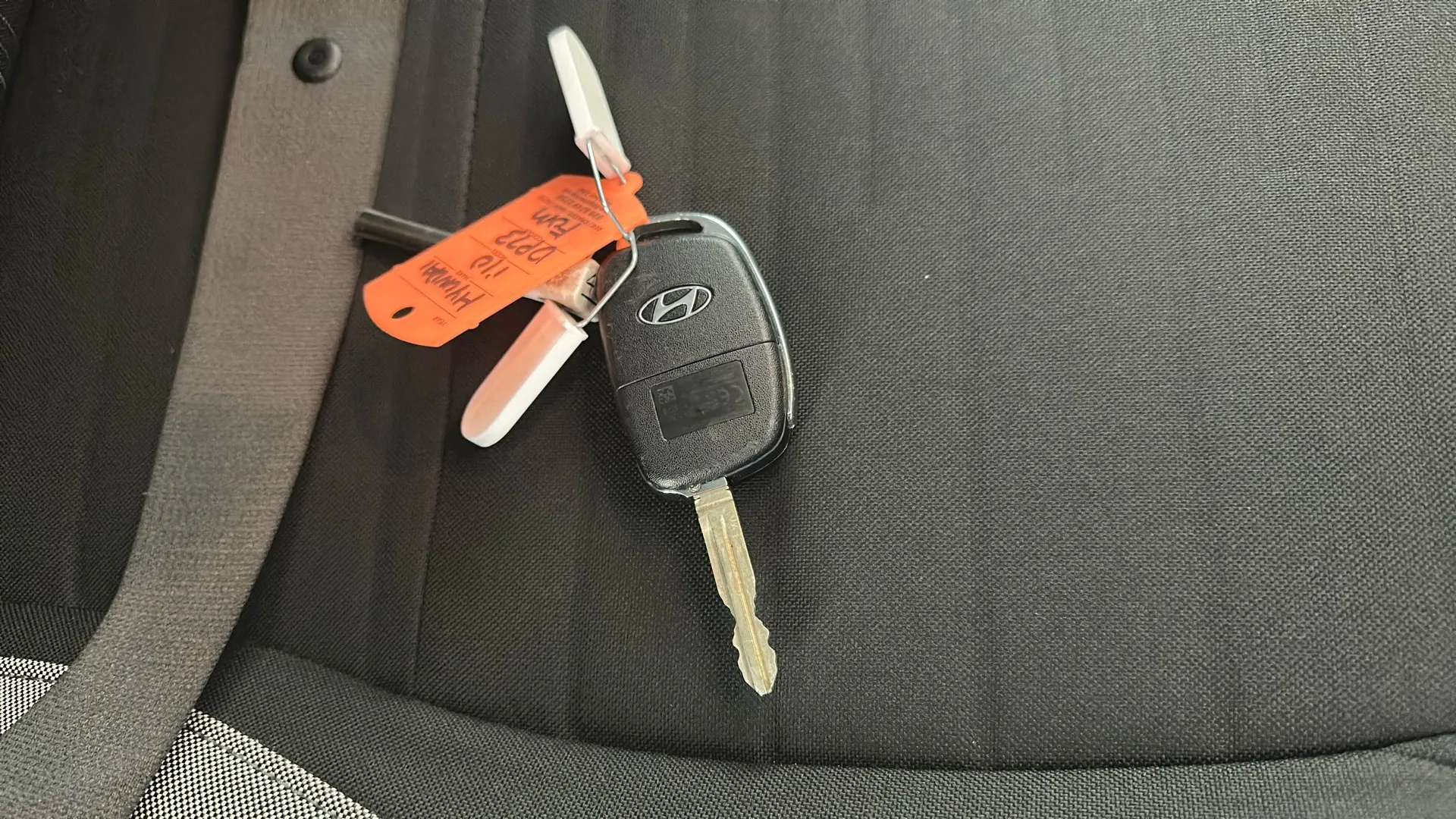 2024 HYUNDAI I10 2024 HYUNDAI I10