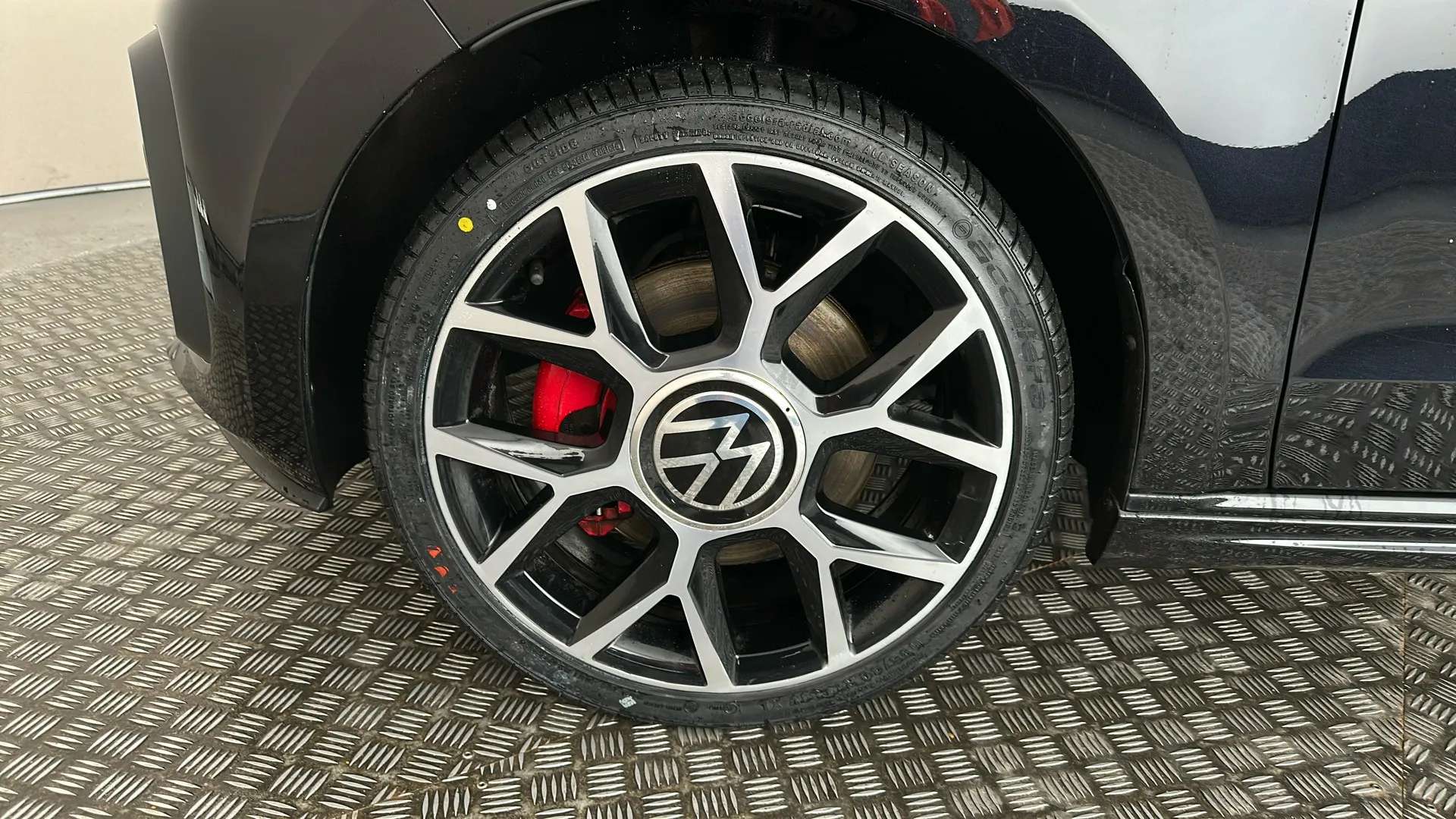 2021 VOLKSWAGEN UP 2021 VOLKSWAGEN UP