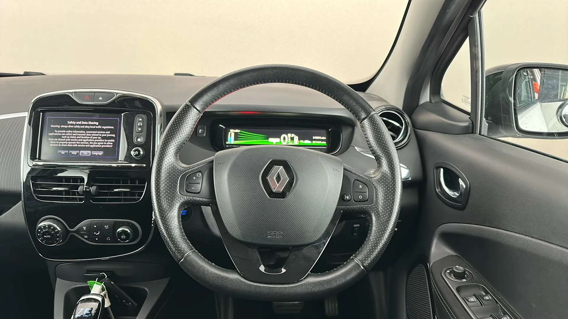 2019 RENAULT ZOE 2019 RENAULT ZOE