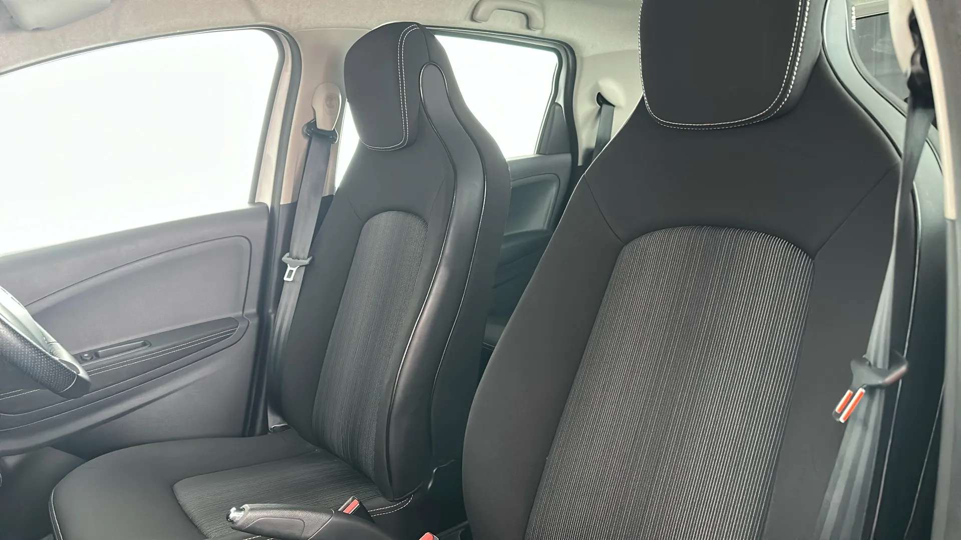 2019 RENAULT ZOE 2019 RENAULT ZOE