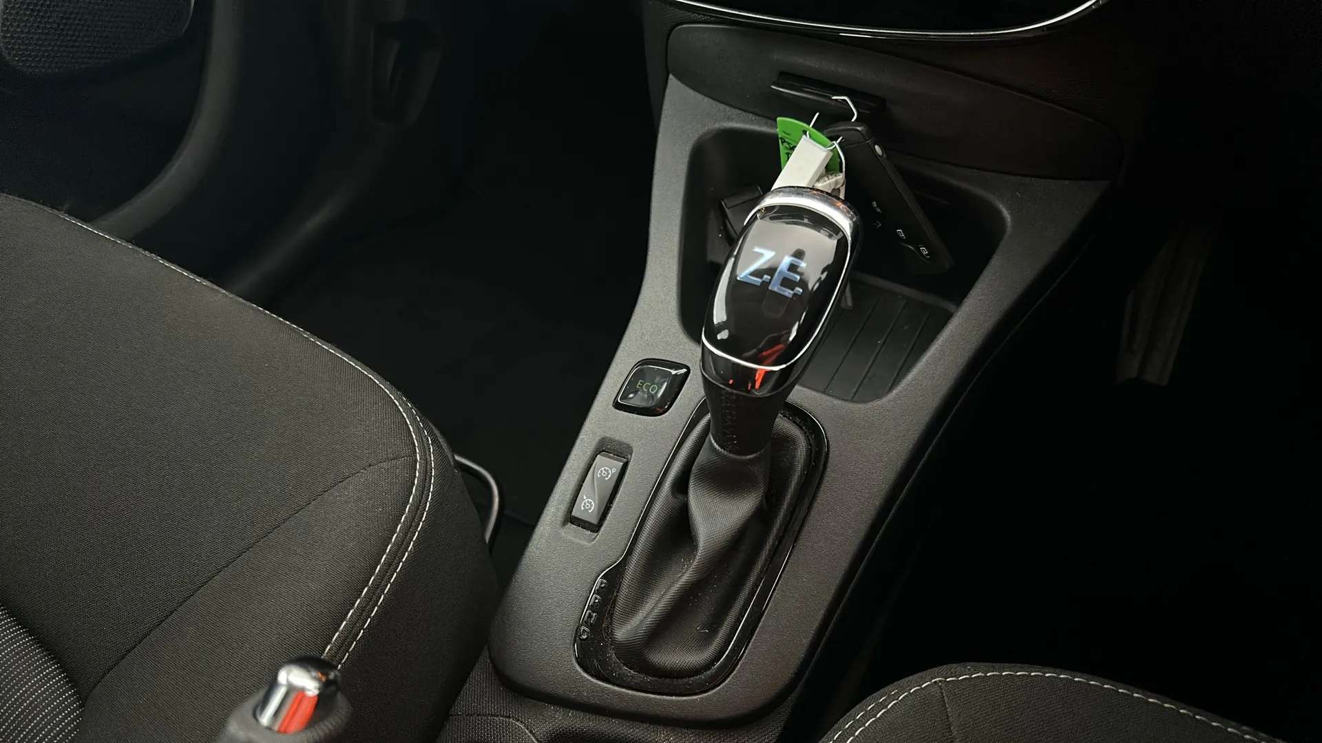 2019 RENAULT ZOE 2019 RENAULT ZOE