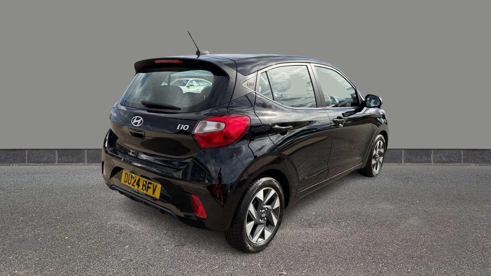 2024 HYUNDAI I10 2024 HYUNDAI I10