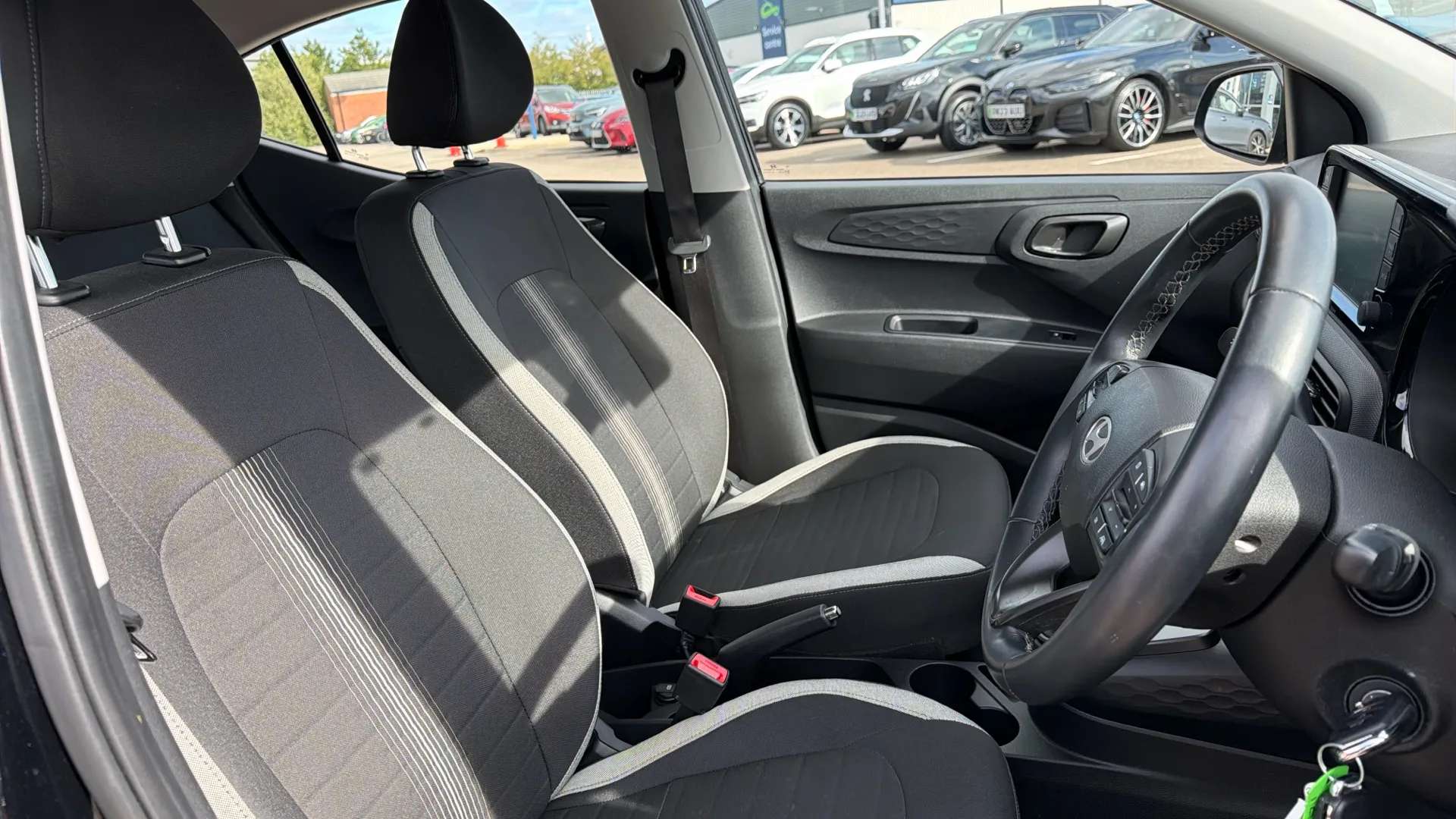 2024 HYUNDAI I10 2024 HYUNDAI I10