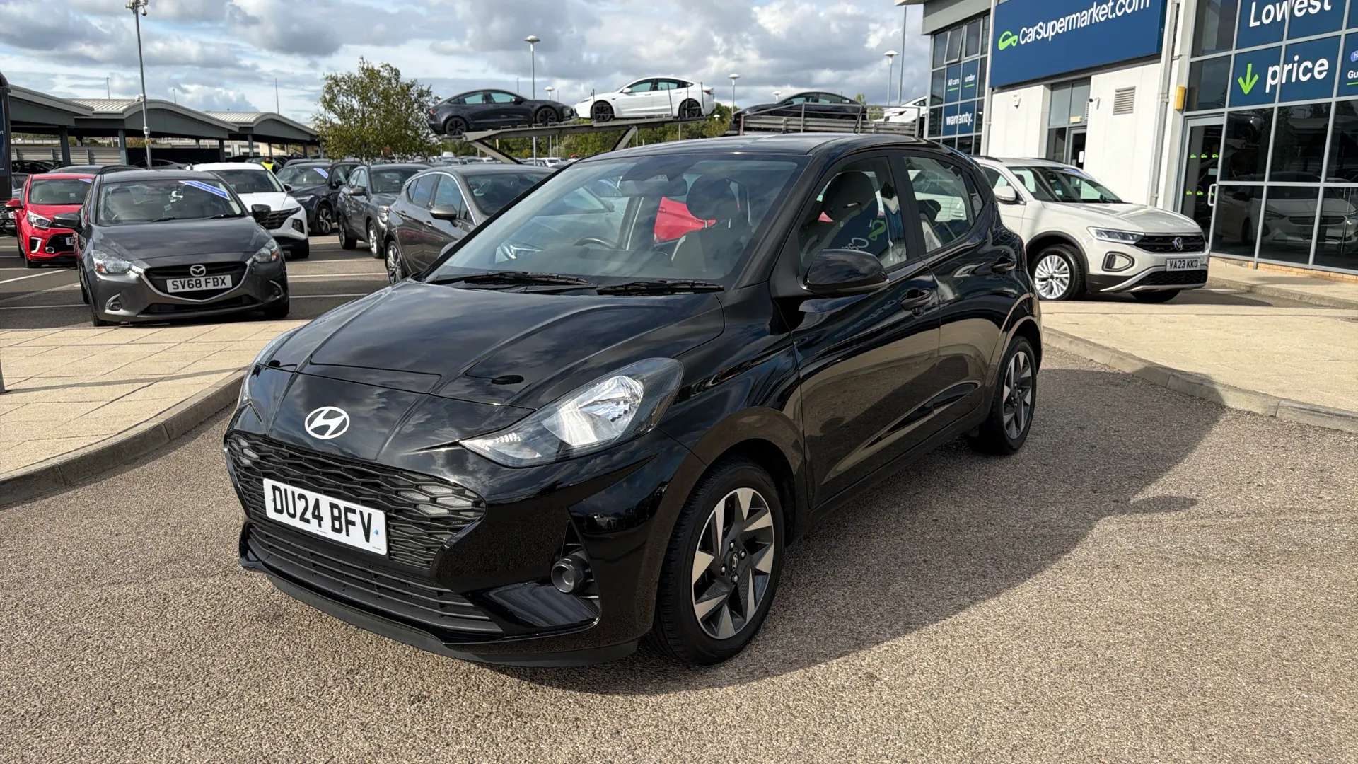 2024 HYUNDAI I10 2024 HYUNDAI I10