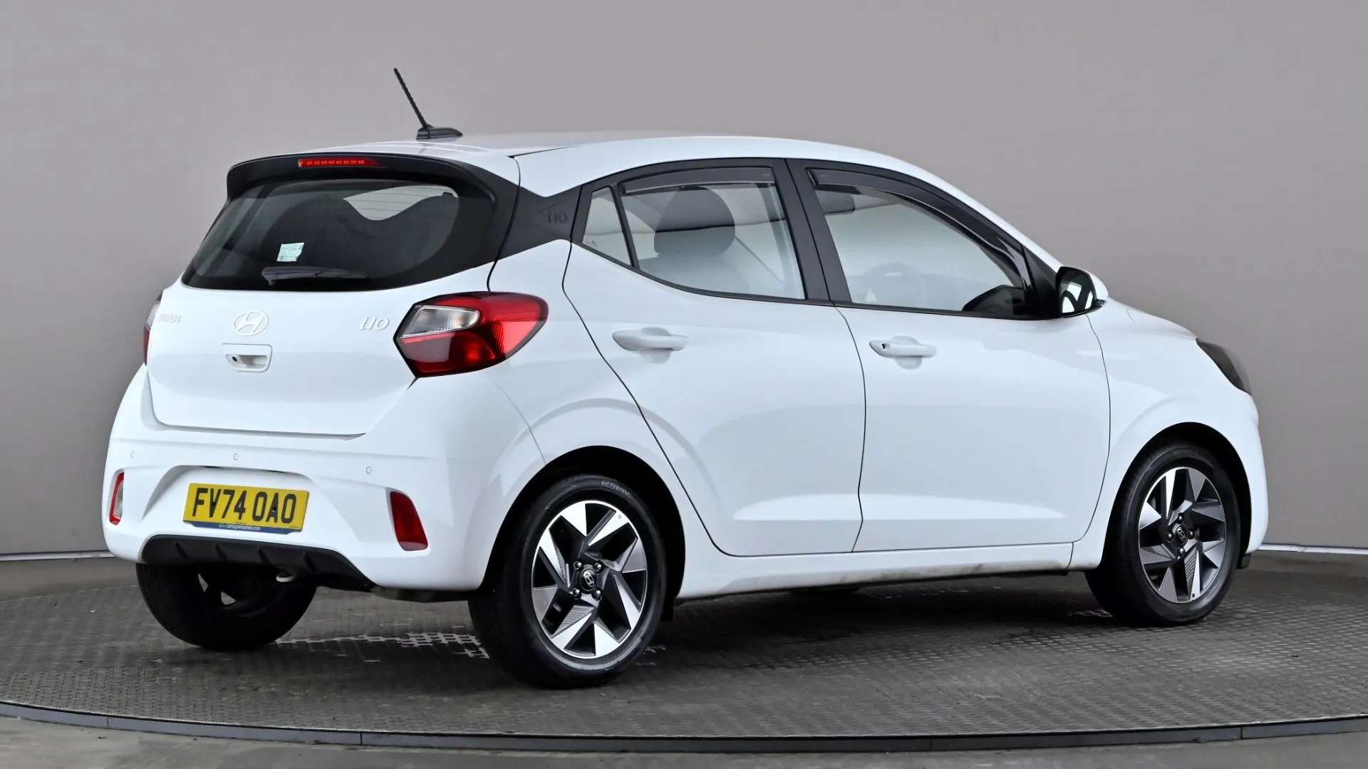 2024 HYUNDAI I10 2024 HYUNDAI I10