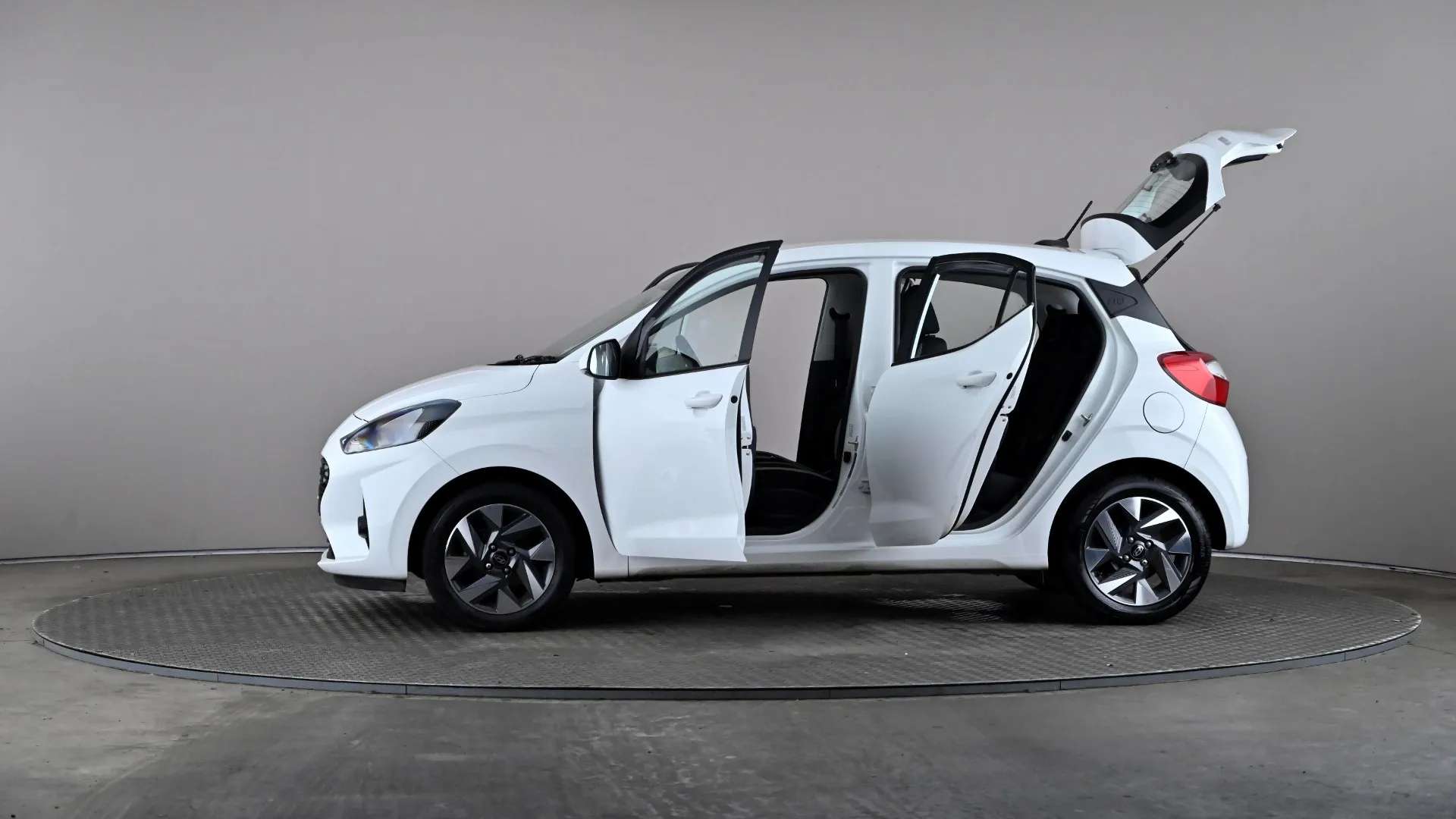 2024 HYUNDAI I10 2024 HYUNDAI I10