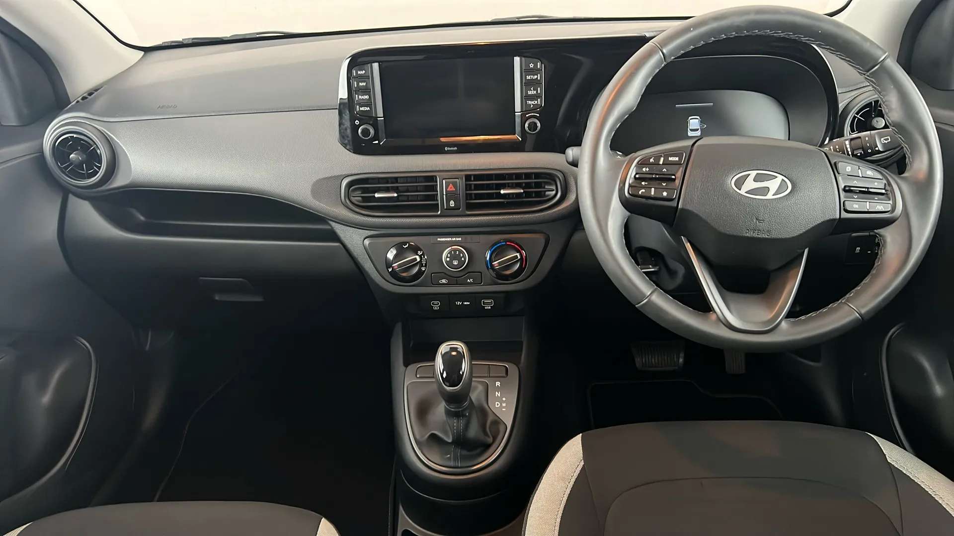 2024 HYUNDAI I10 2024 HYUNDAI I10