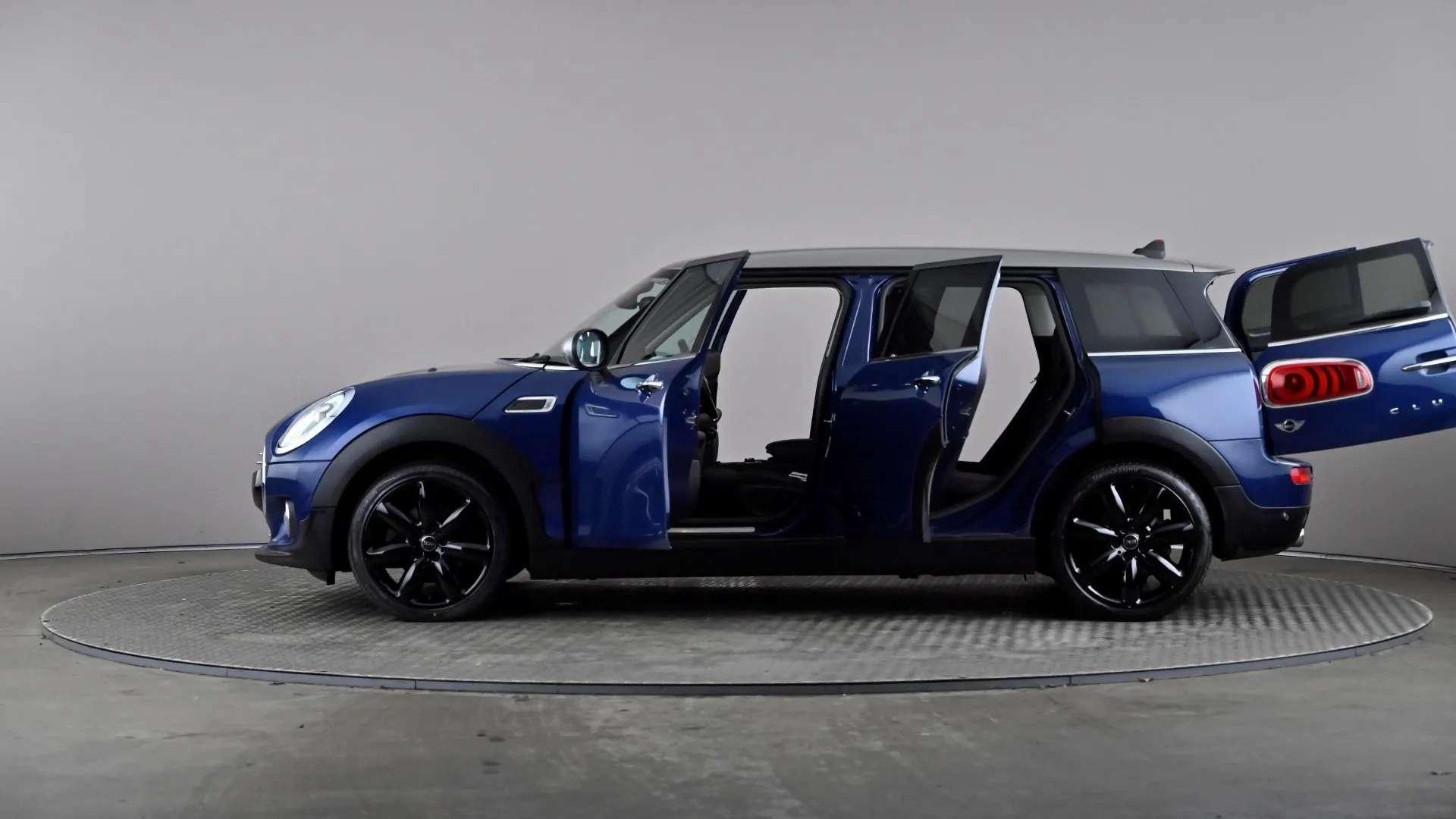 2016 MINI CLUBMAN 2016 MINI CLUBMAN