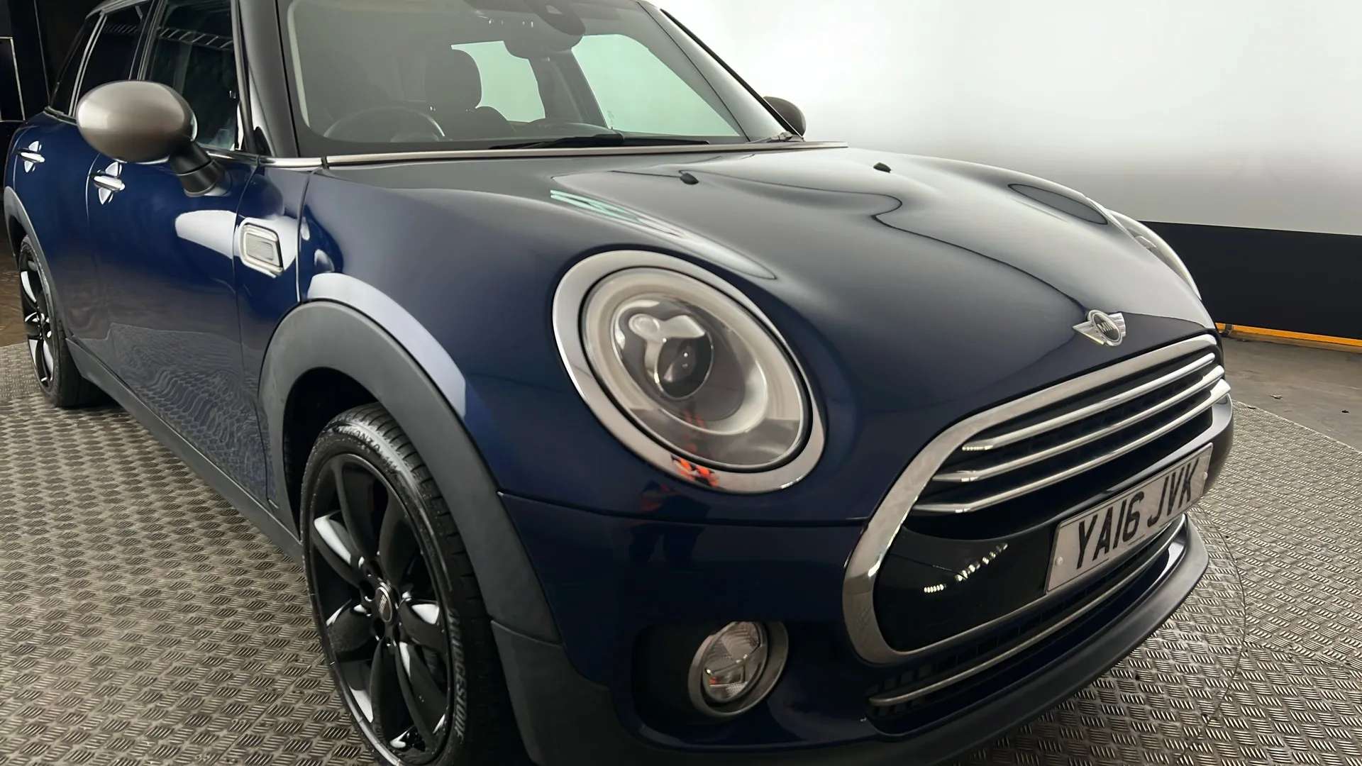 2016 MINI CLUBMAN 2016 MINI CLUBMAN