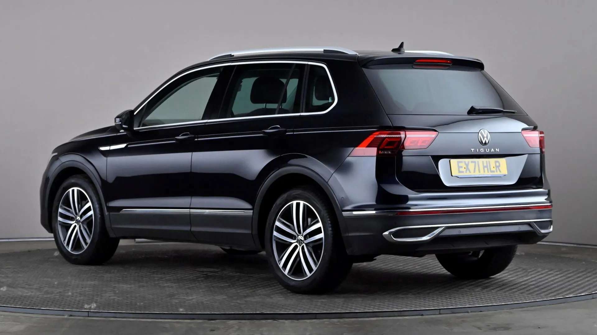 A 2021 VOLKSWAGEN TIGUAN 1.5 TSI 150 Elegance DSG A 2021 VOLKSWAGEN TIGUAN 1.5 TSI 150 Elegance DSG