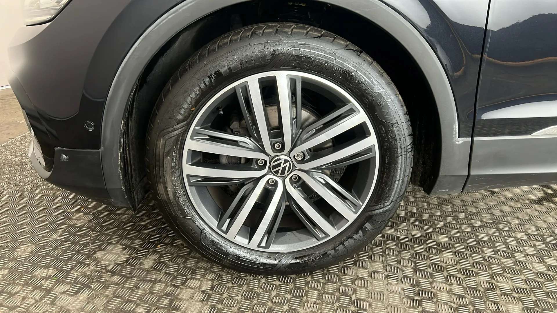 2021 VOLKSWAGEN TIGUAN 2021 VOLKSWAGEN TIGUAN