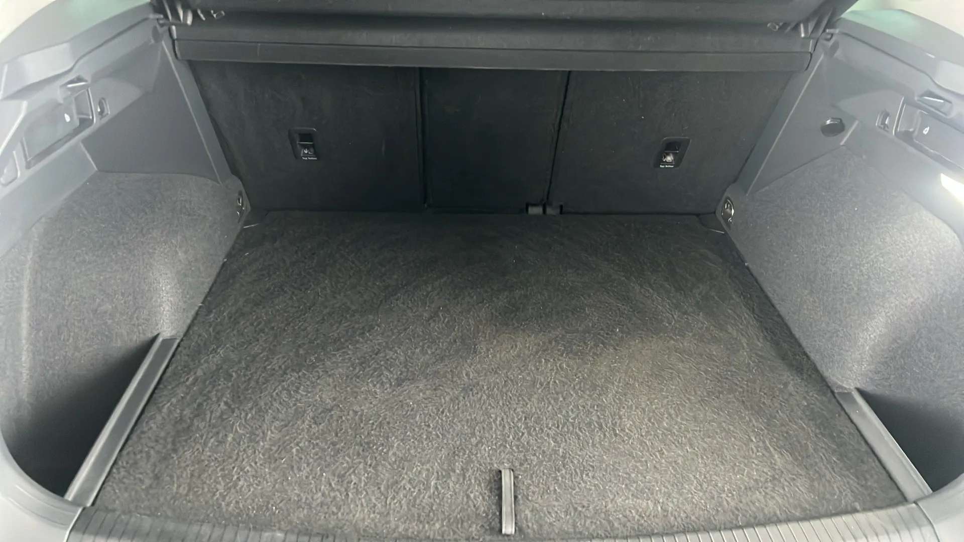 2021 VOLKSWAGEN TIGUAN 2021 VOLKSWAGEN TIGUAN