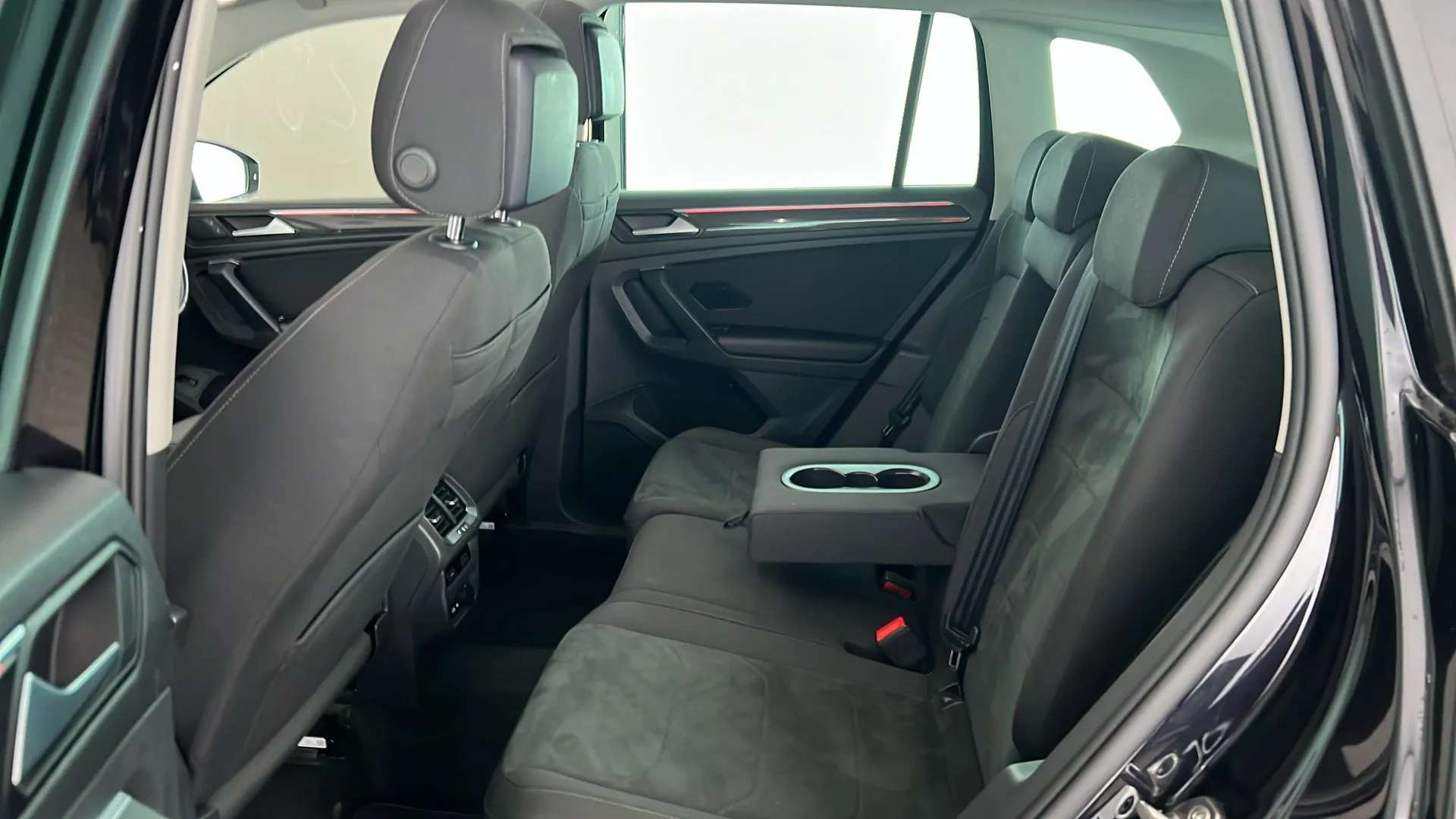 2021 VOLKSWAGEN TIGUAN 2021 VOLKSWAGEN TIGUAN