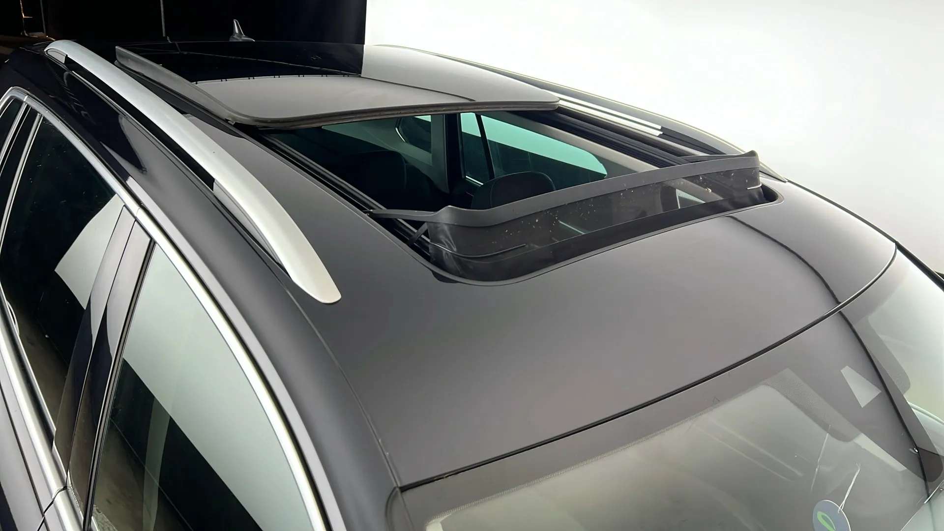 2021 VOLKSWAGEN TIGUAN 2021 VOLKSWAGEN TIGUAN