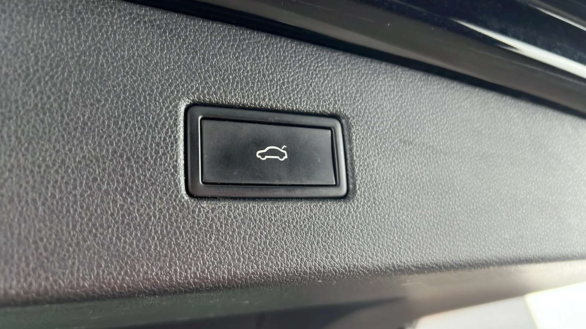 2021 VOLKSWAGEN TIGUAN 2021 VOLKSWAGEN TIGUAN
