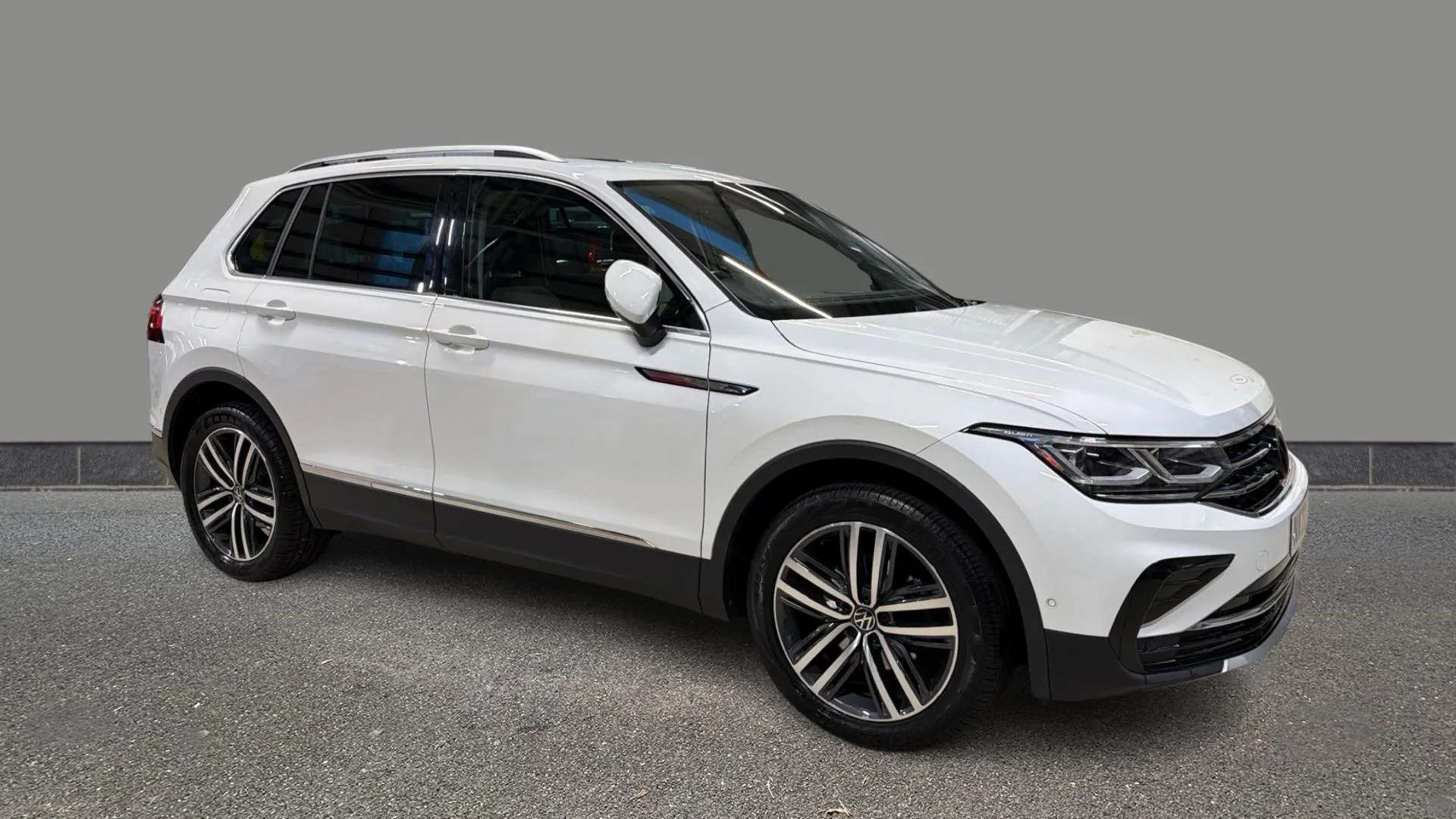 A 2022 VOLKSWAGEN TIGUAN 1.5 TSI 150 Elegance DSG A 2022 VOLKSWAGEN TIGUAN 1.5 TSI 150 Elegance DSG