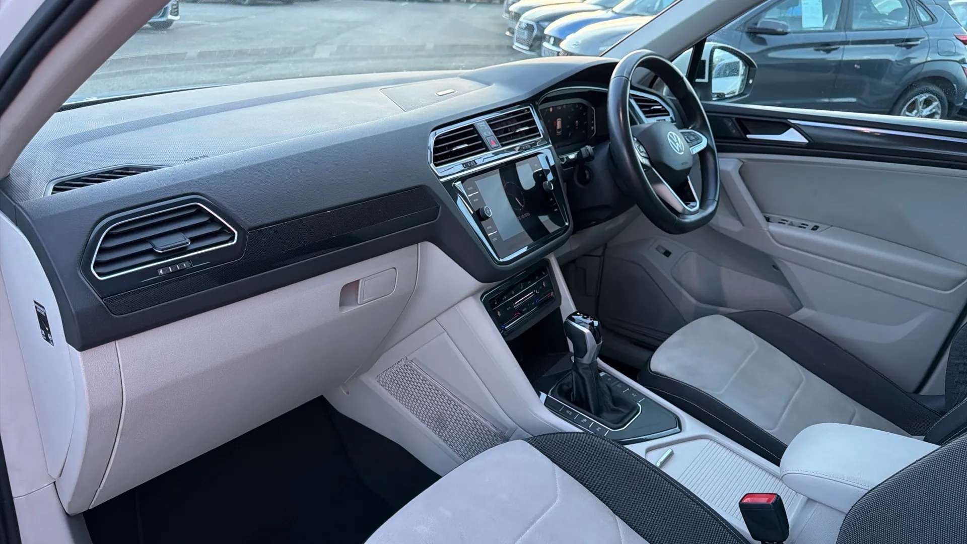 2022 VOLKSWAGEN TIGUAN 2022 VOLKSWAGEN TIGUAN