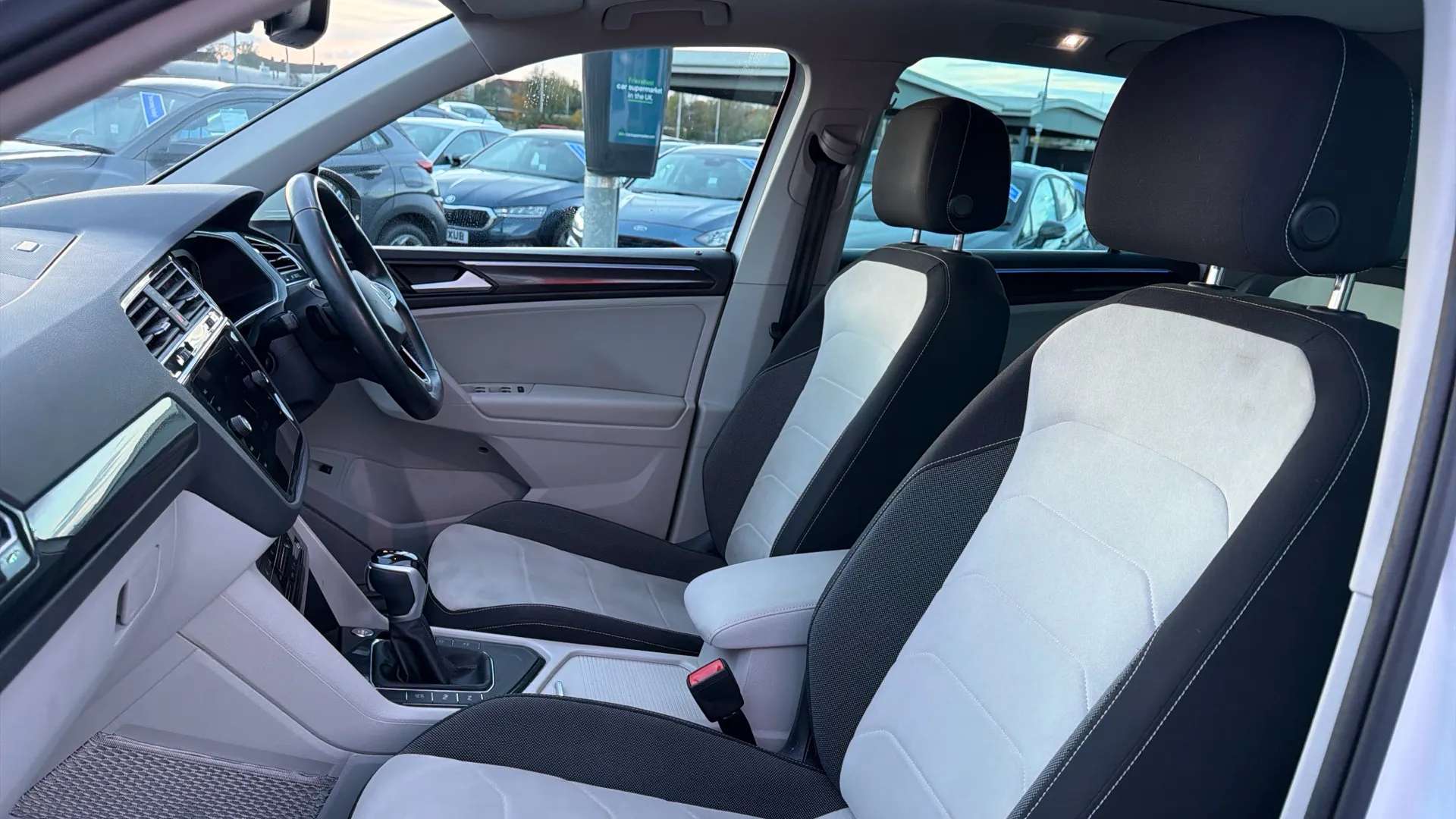 2022 VOLKSWAGEN TIGUAN 2022 VOLKSWAGEN TIGUAN