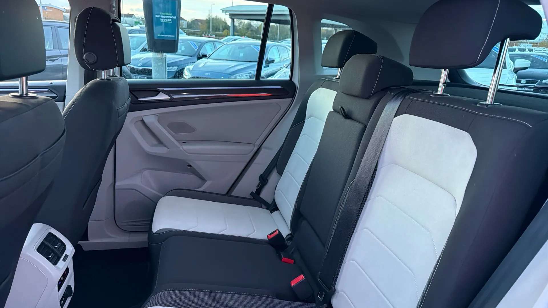 2022 VOLKSWAGEN TIGUAN 2022 VOLKSWAGEN TIGUAN
