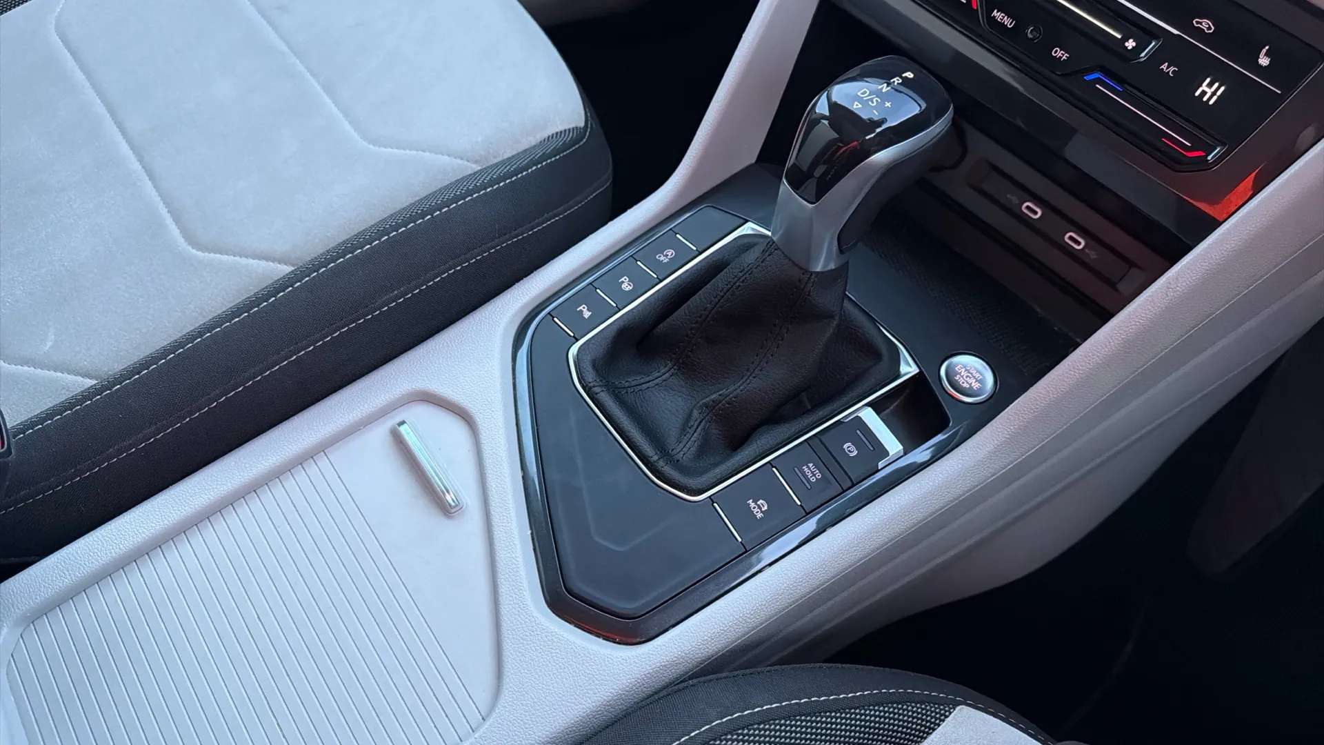 2022 VOLKSWAGEN TIGUAN 2022 VOLKSWAGEN TIGUAN