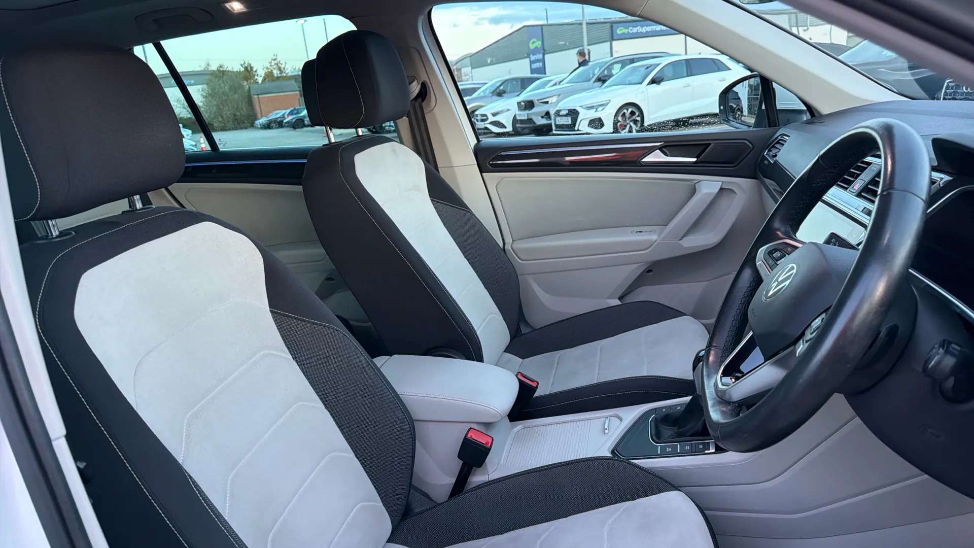 2022 VOLKSWAGEN TIGUAN 2022 VOLKSWAGEN TIGUAN