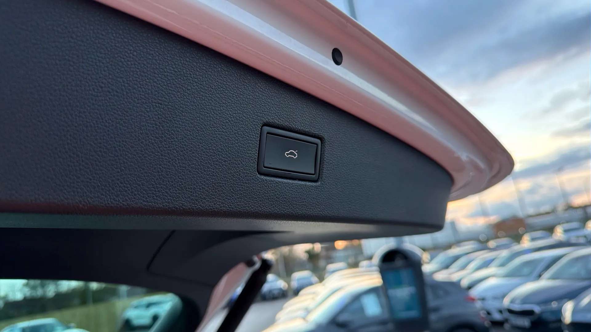 2022 VOLKSWAGEN TIGUAN 2022 VOLKSWAGEN TIGUAN