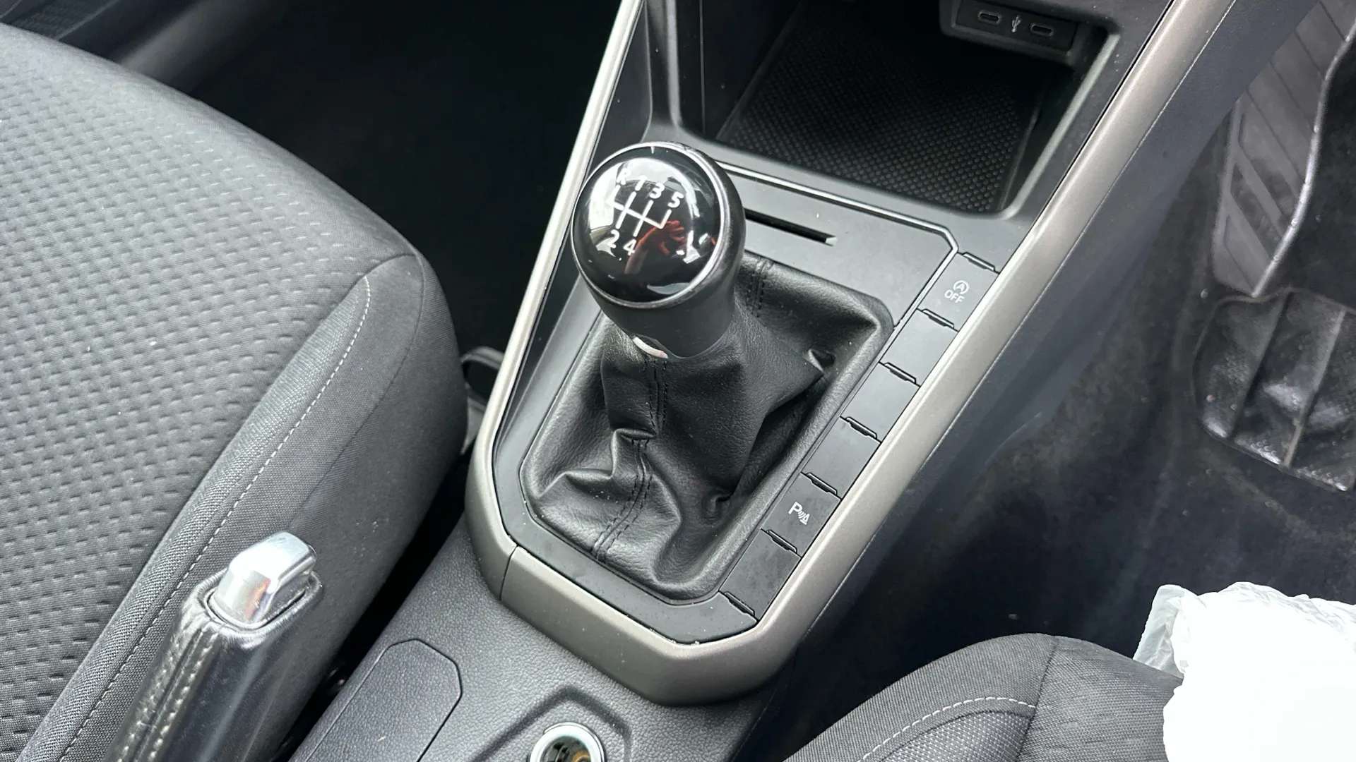 2021 VOLKSWAGEN POLO 2021 VOLKSWAGEN POLO