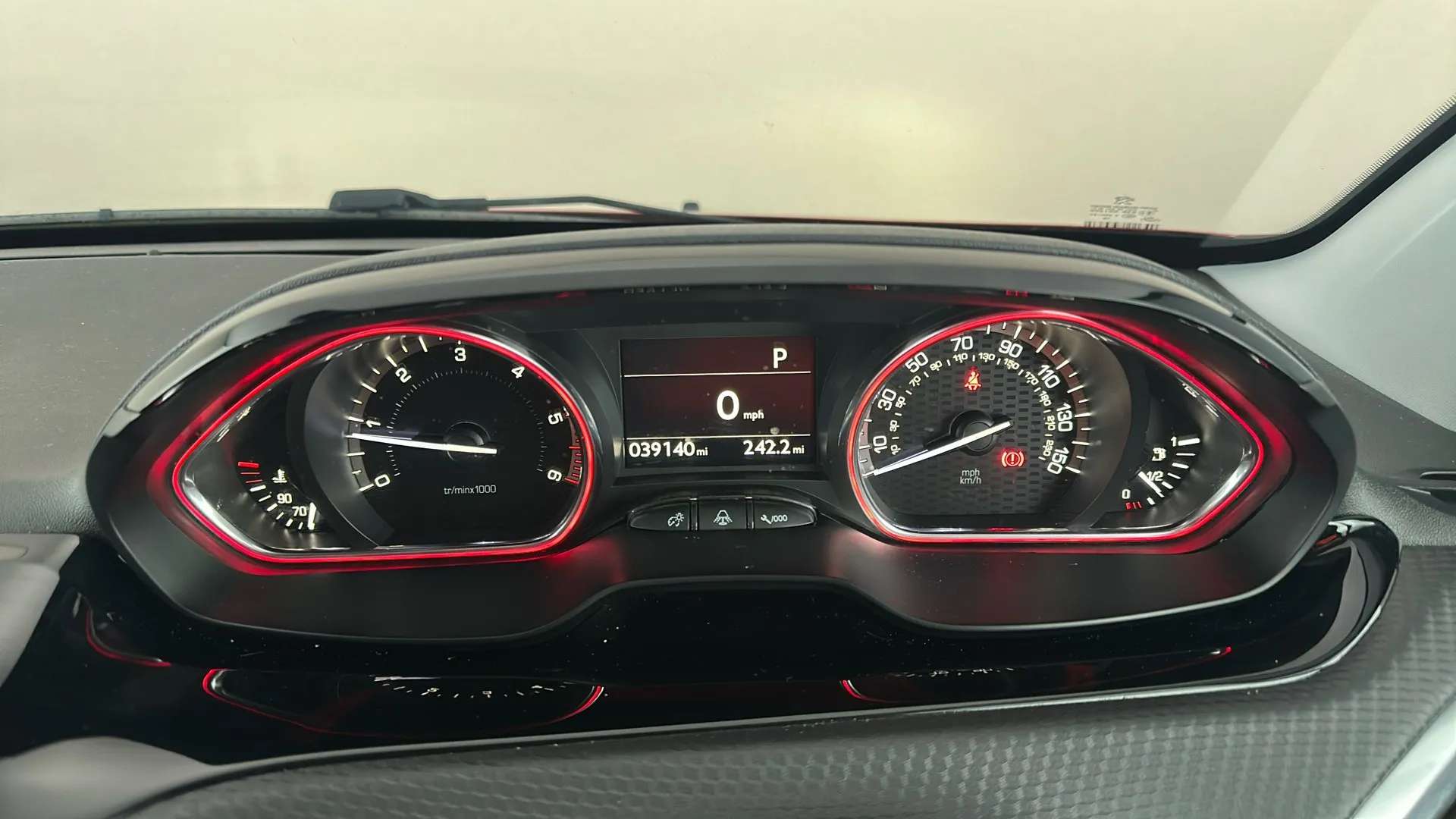 2019 PEUGEOT 2008 2019 PEUGEOT 2008