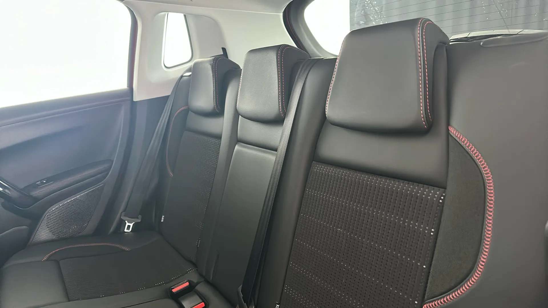 2019 PEUGEOT 2008 2019 PEUGEOT 2008