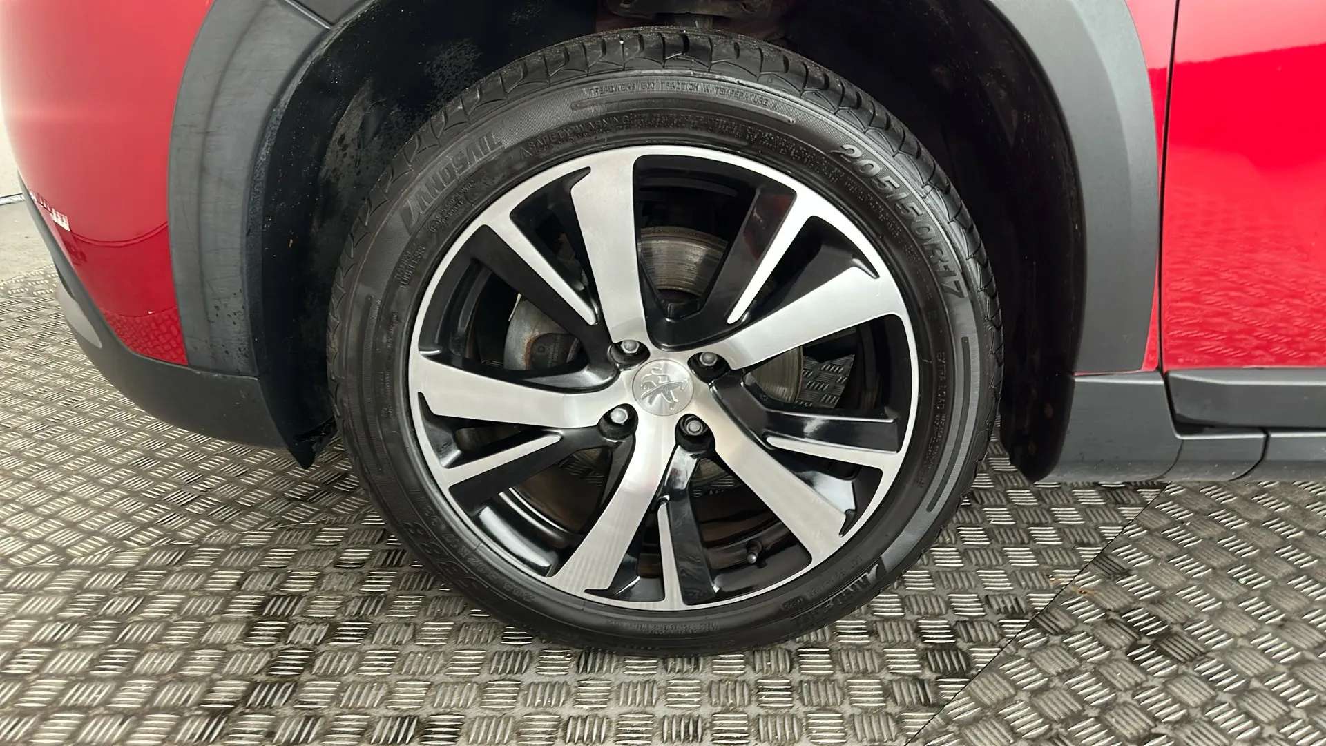 2019 PEUGEOT 2008 2019 PEUGEOT 2008