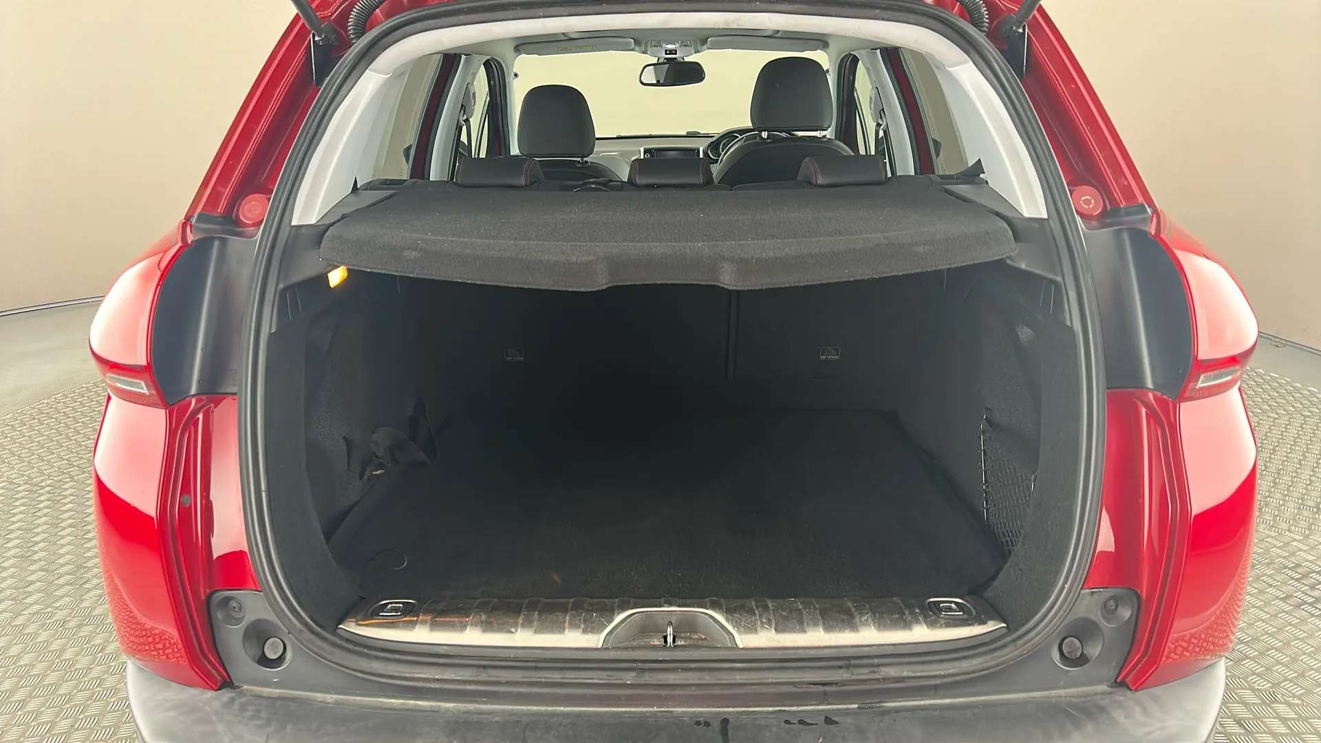 2019 PEUGEOT 2008 2019 PEUGEOT 2008