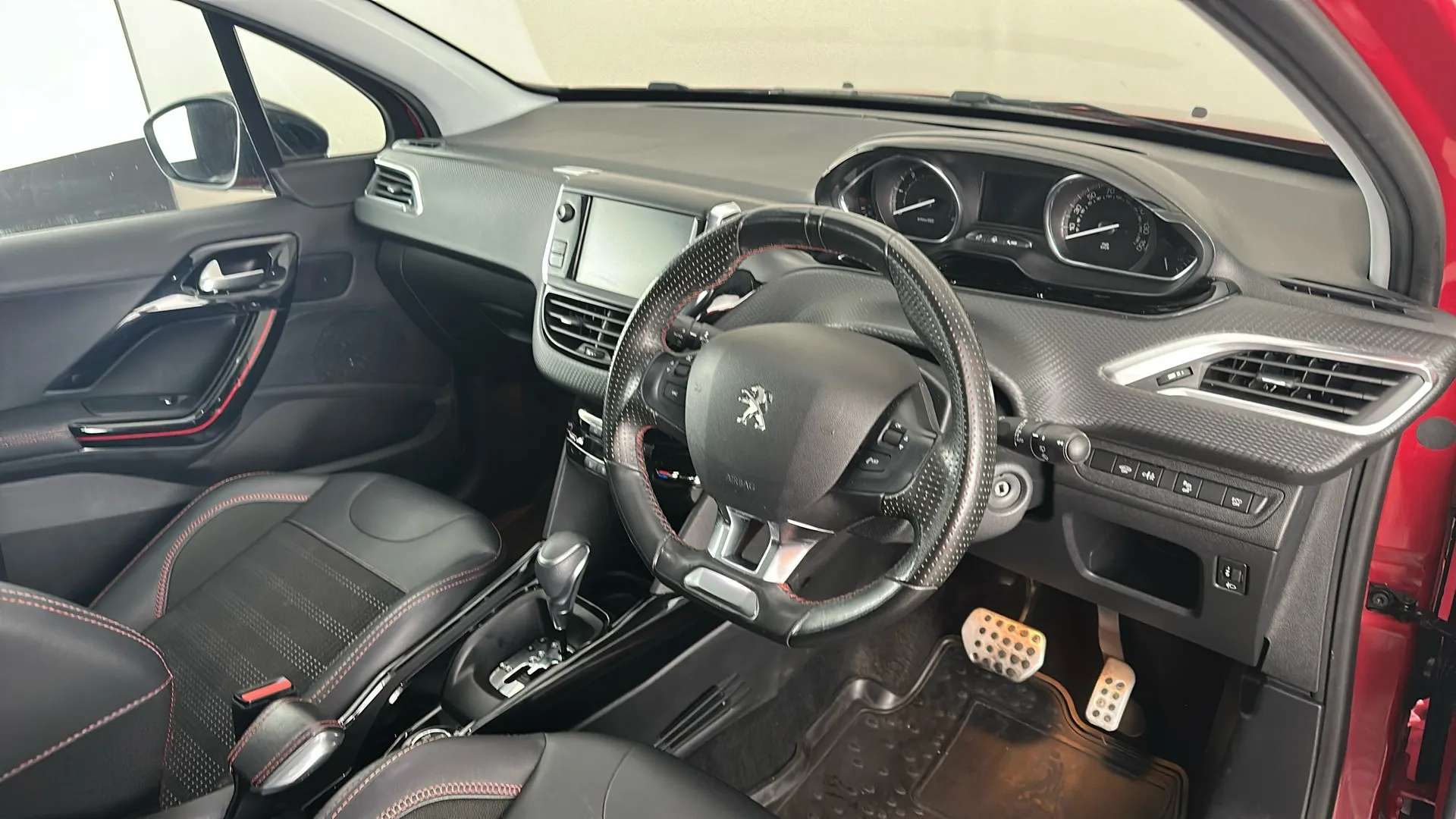 2019 PEUGEOT 2008 2019 PEUGEOT 2008