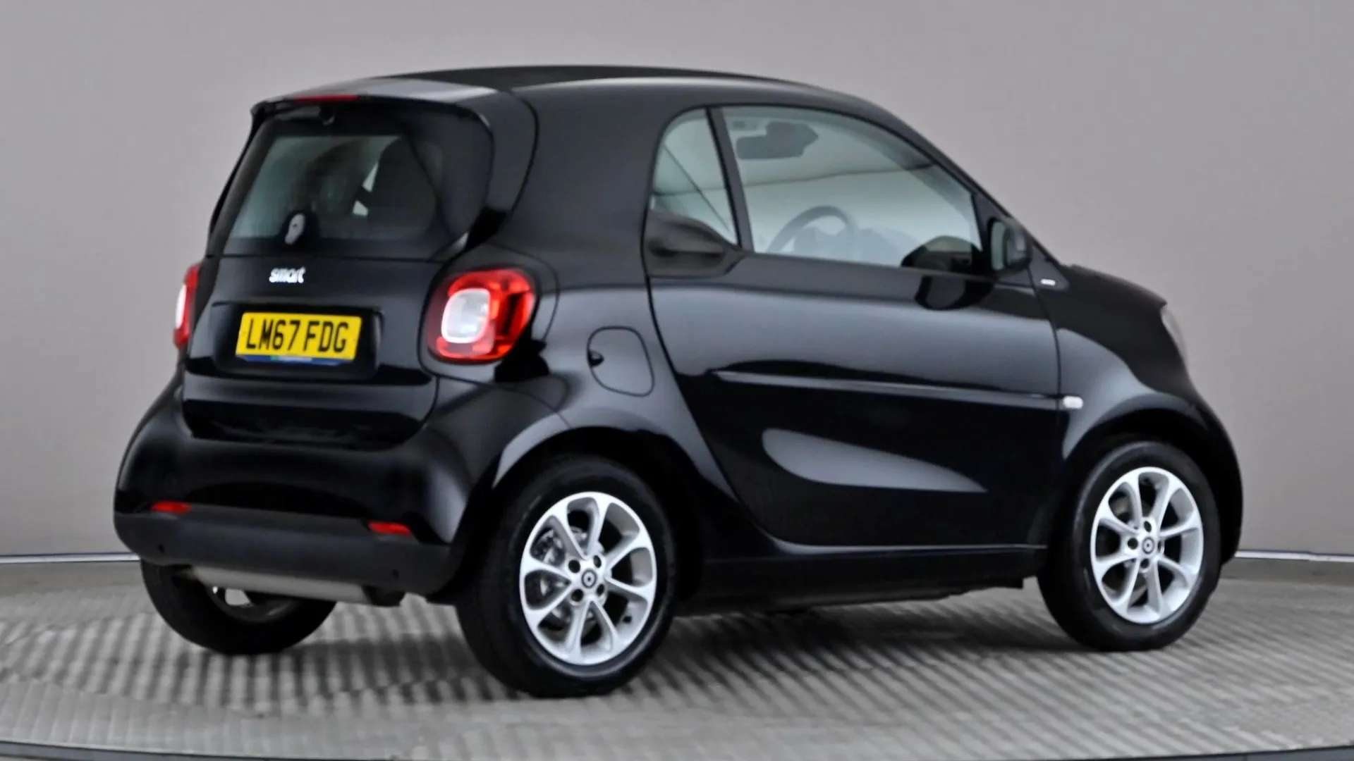 2017 SMART FORTWO COUPE 2017 SMART FORTWO COUPE