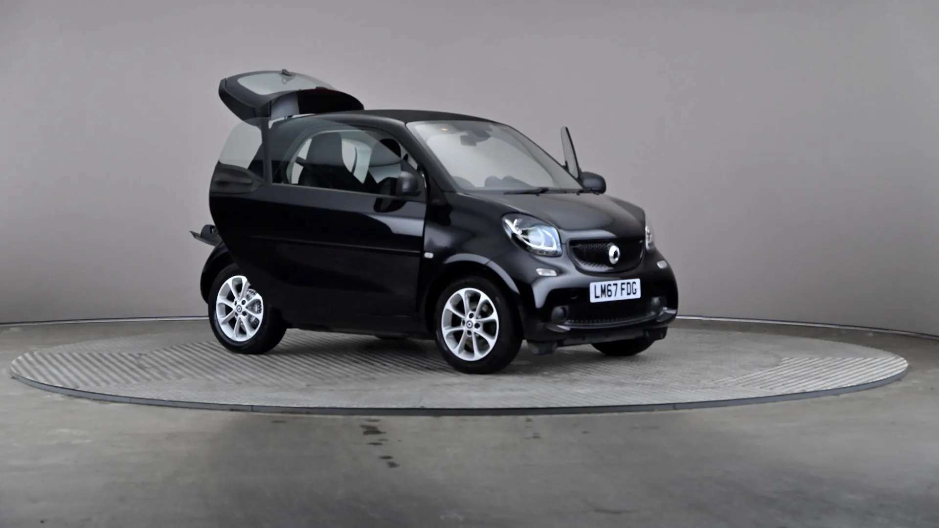 2017 SMART FORTWO COUPE 2017 SMART FORTWO COUPE