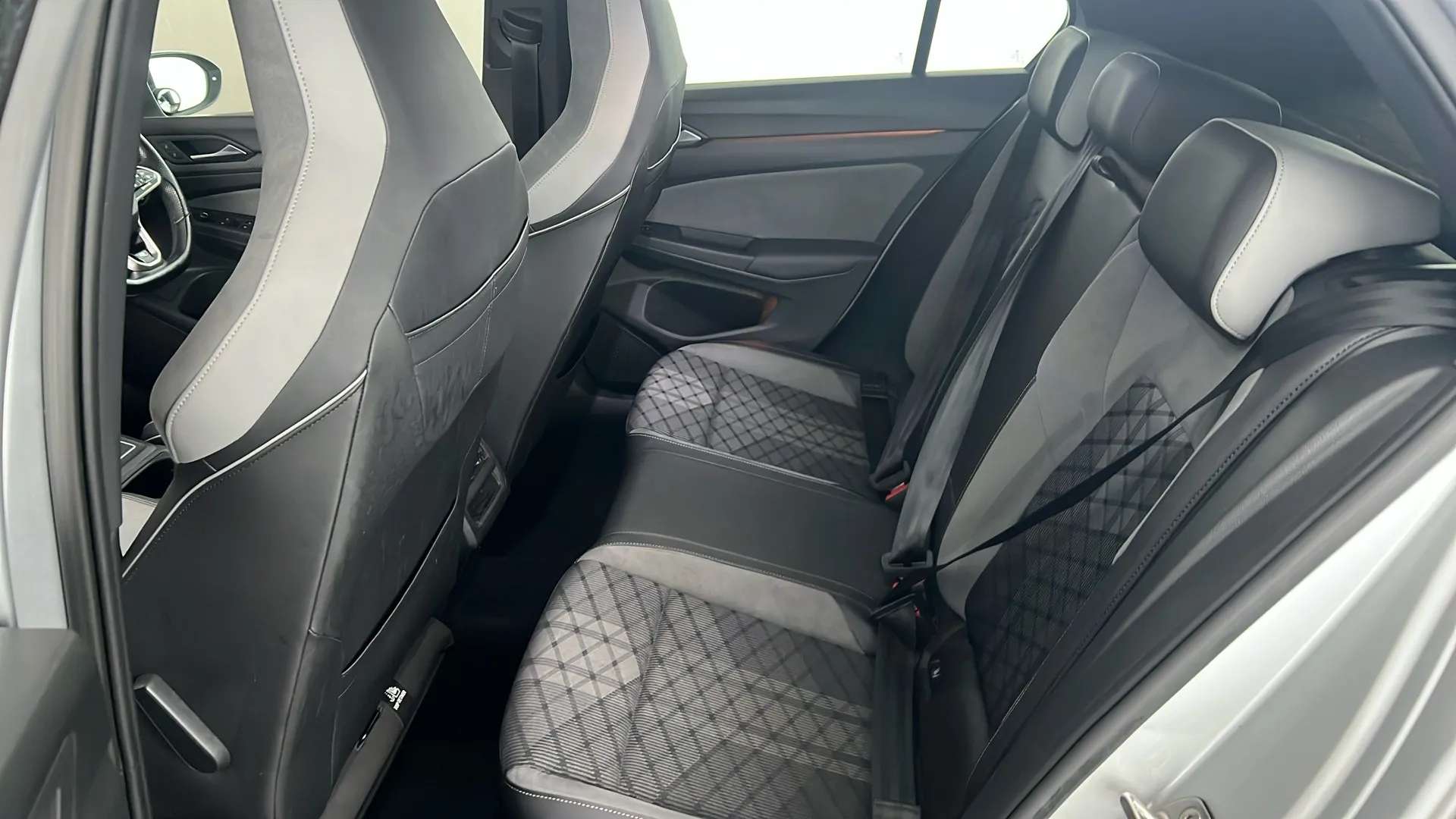 2020 VOLKSWAGEN GOLF 2020 VOLKSWAGEN GOLF