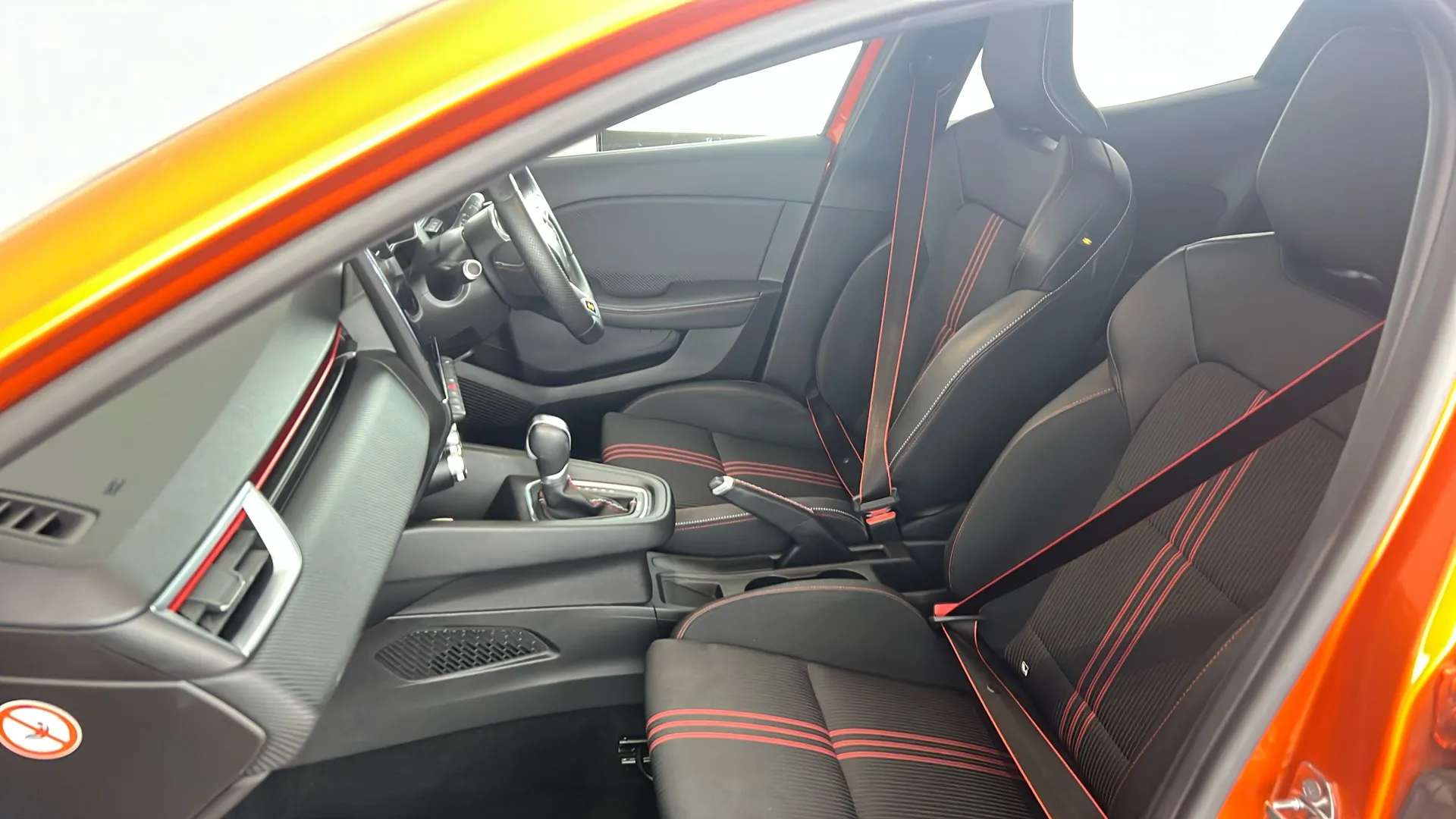2021 RENAULT CLIO 2021 RENAULT CLIO