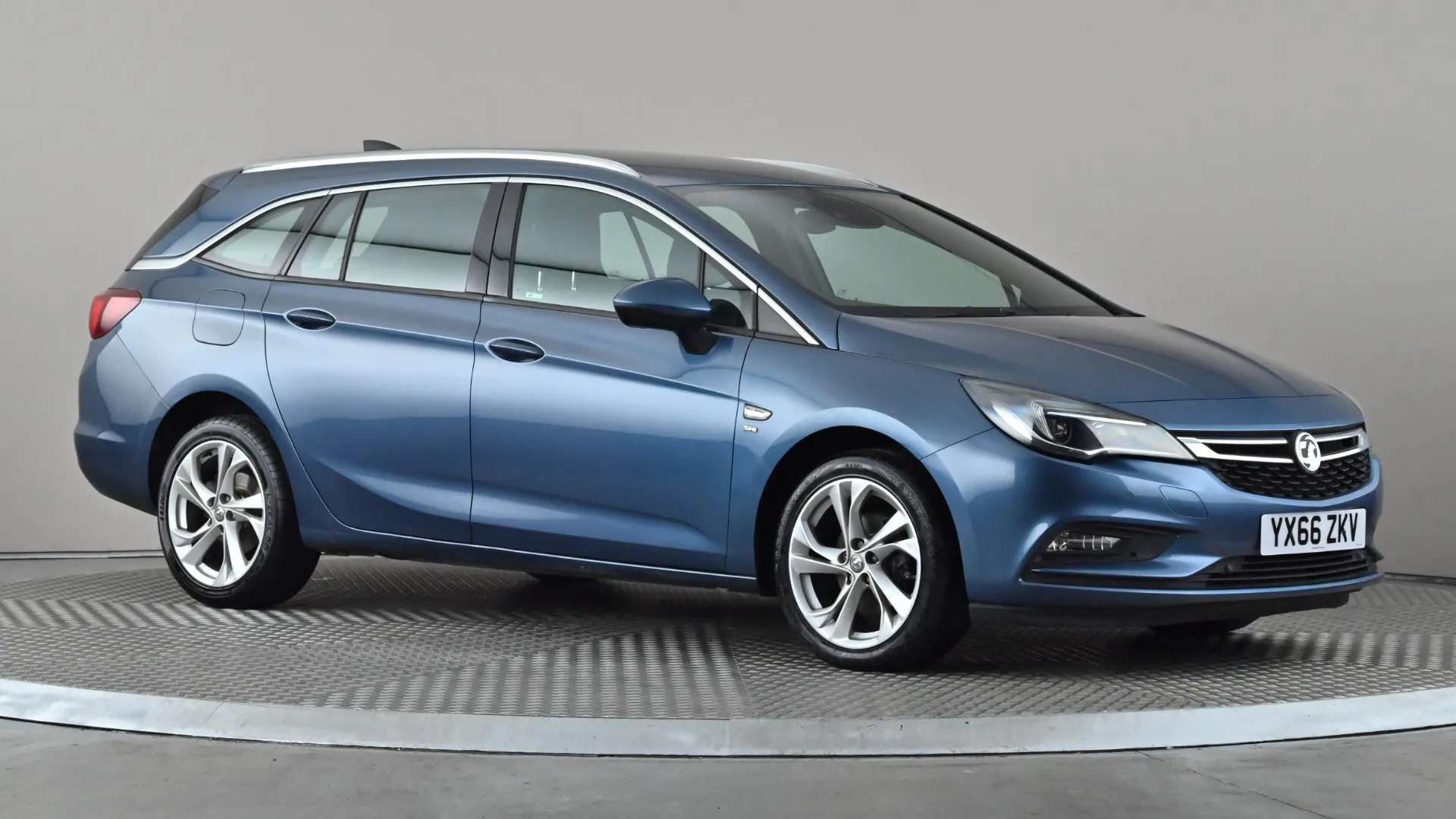 A 2016 VAUXHALL ASTRA 1.4T 16V 150 SRi Nav Auto A 2016 VAUXHALL ASTRA 1.4T 16V 150 SRi Nav Auto