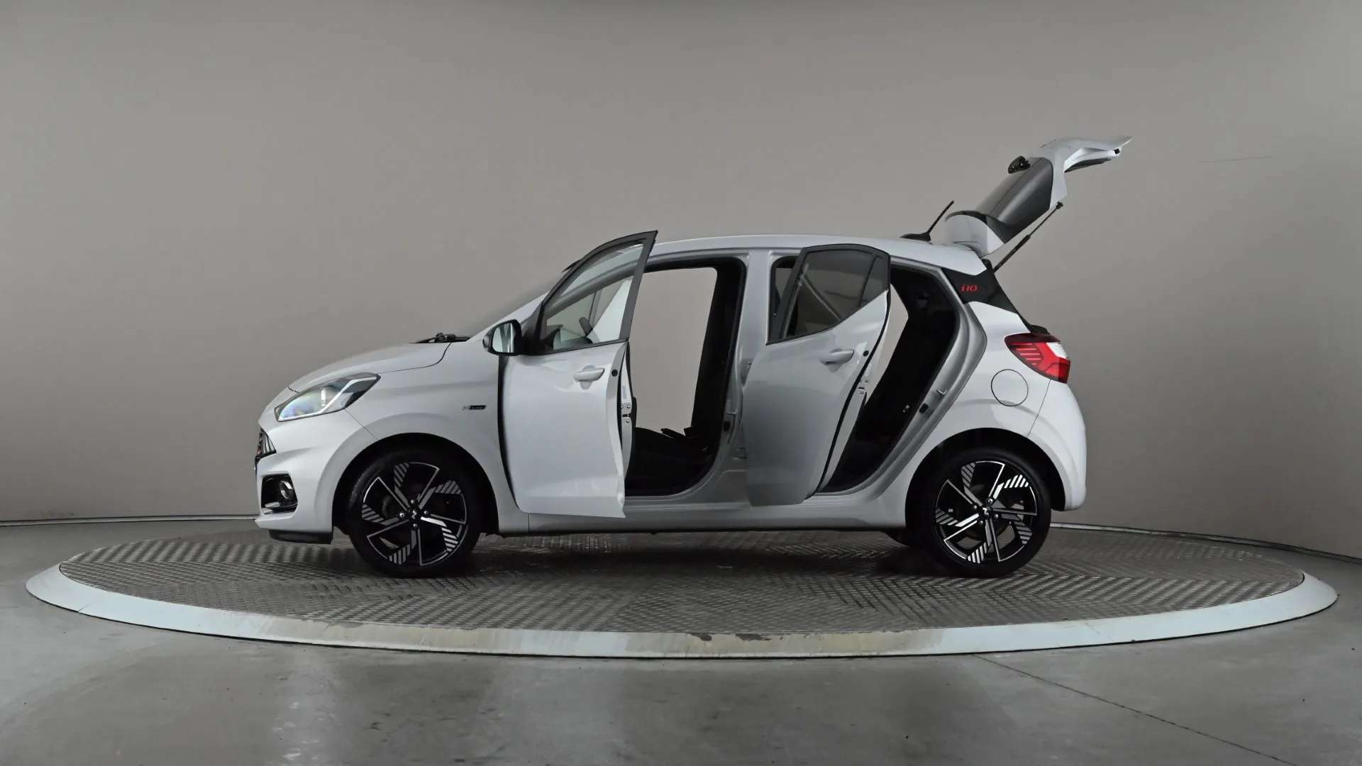 2023 HYUNDAI I10 2023 HYUNDAI I10
