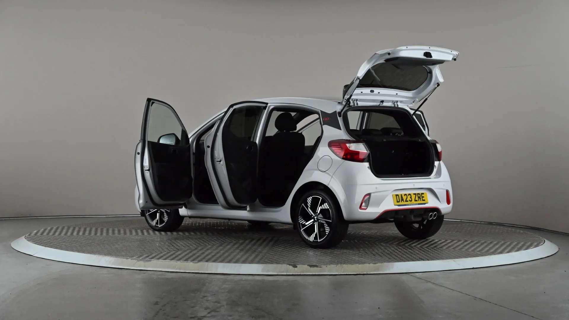 2023 HYUNDAI I10 2023 HYUNDAI I10