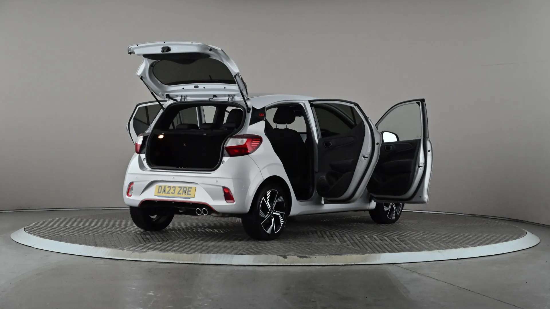 2023 HYUNDAI I10 2023 HYUNDAI I10