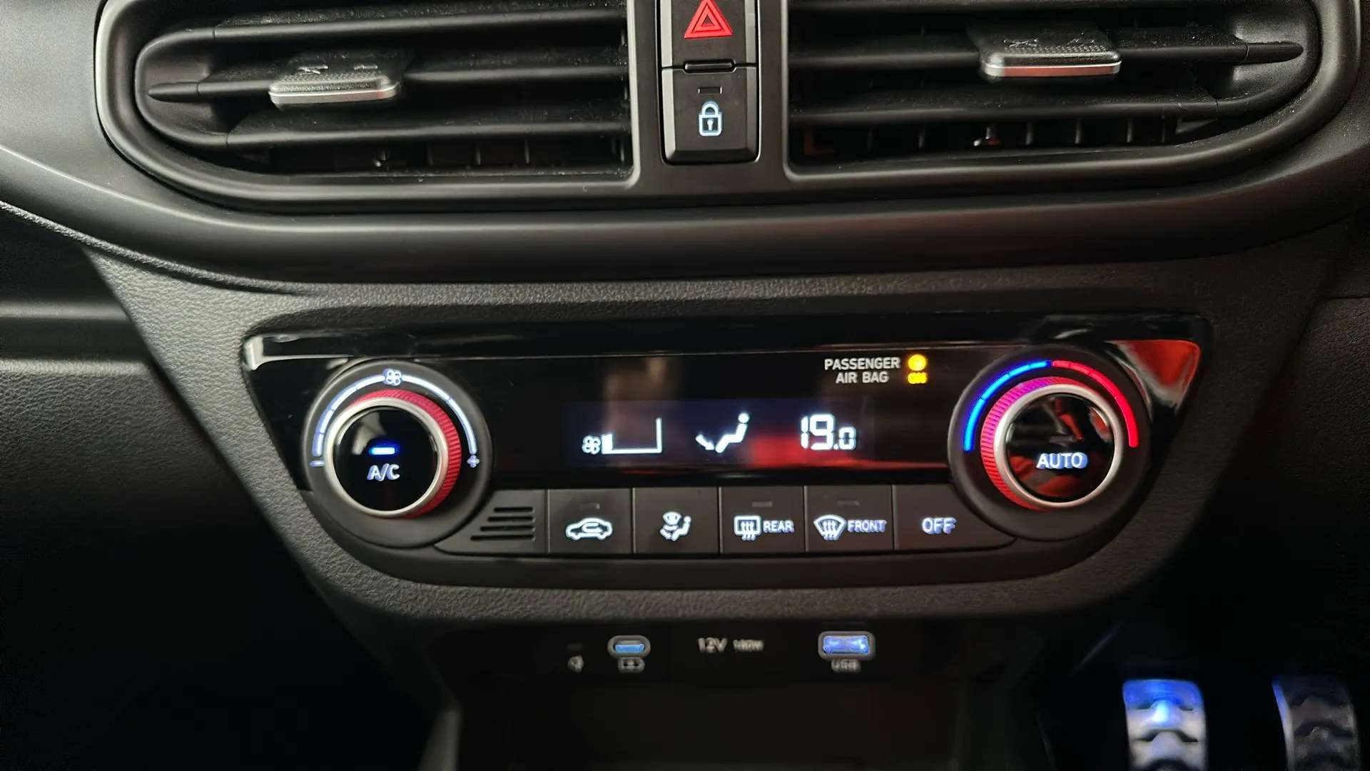 2023 HYUNDAI I10 2023 HYUNDAI I10