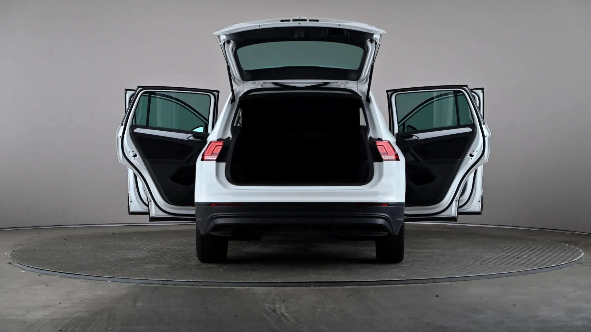 2017 VOLKSWAGEN TIGUAN 2017 VOLKSWAGEN TIGUAN