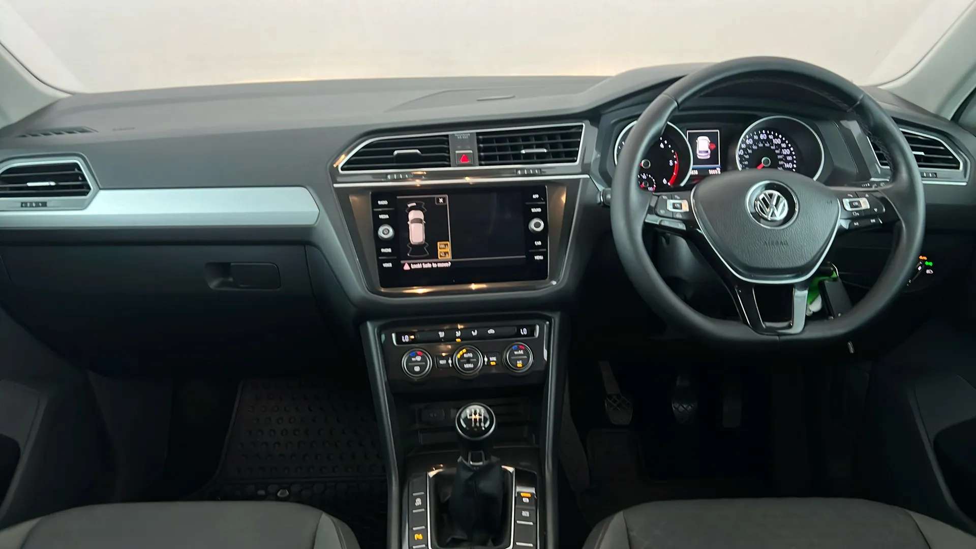 2017 VOLKSWAGEN TIGUAN 2017 VOLKSWAGEN TIGUAN