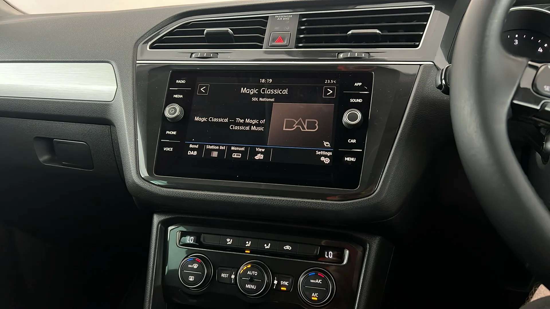 2017 VOLKSWAGEN TIGUAN 2017 VOLKSWAGEN TIGUAN
