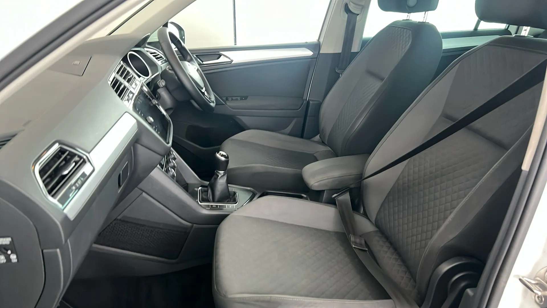 2017 VOLKSWAGEN TIGUAN 2017 VOLKSWAGEN TIGUAN
